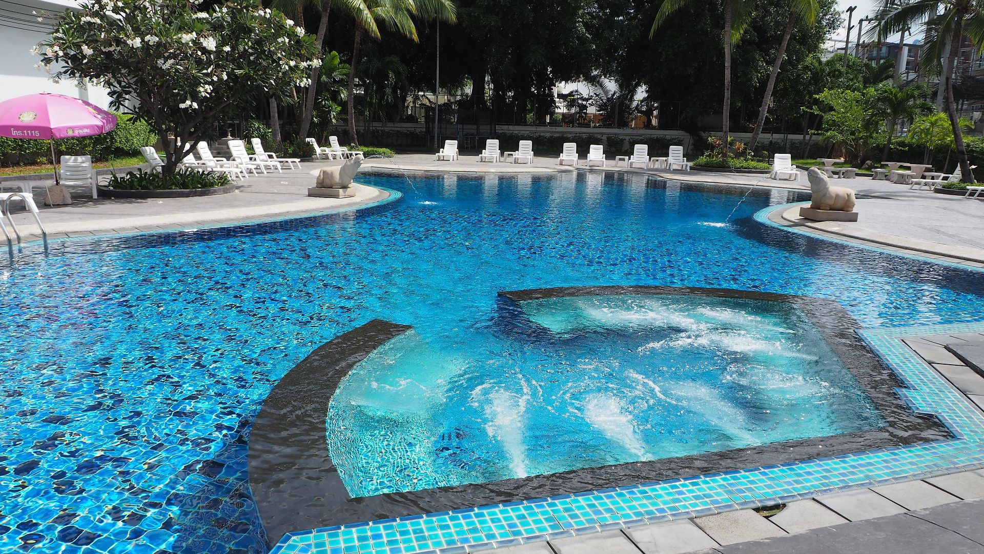 โรงแรม โรงแรมเวลคัม พลาซ่า