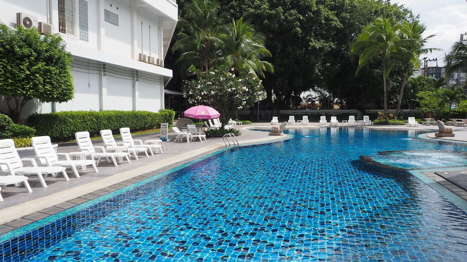 โรงแรมเวลคัม พลาซ่า โรงแรม 3*