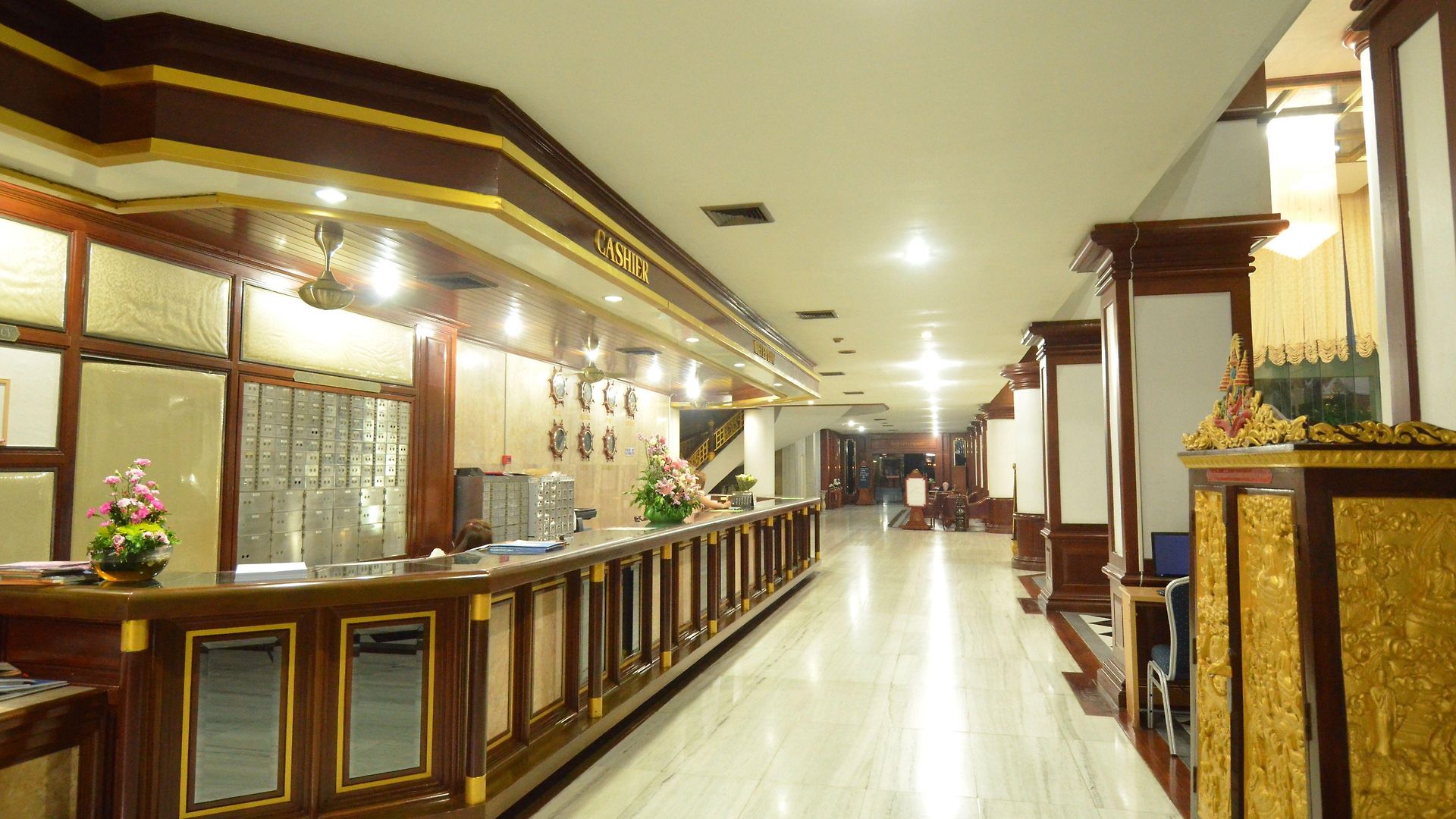 โรงแรม โรงแรมเวลคัม พลาซ่า 3*