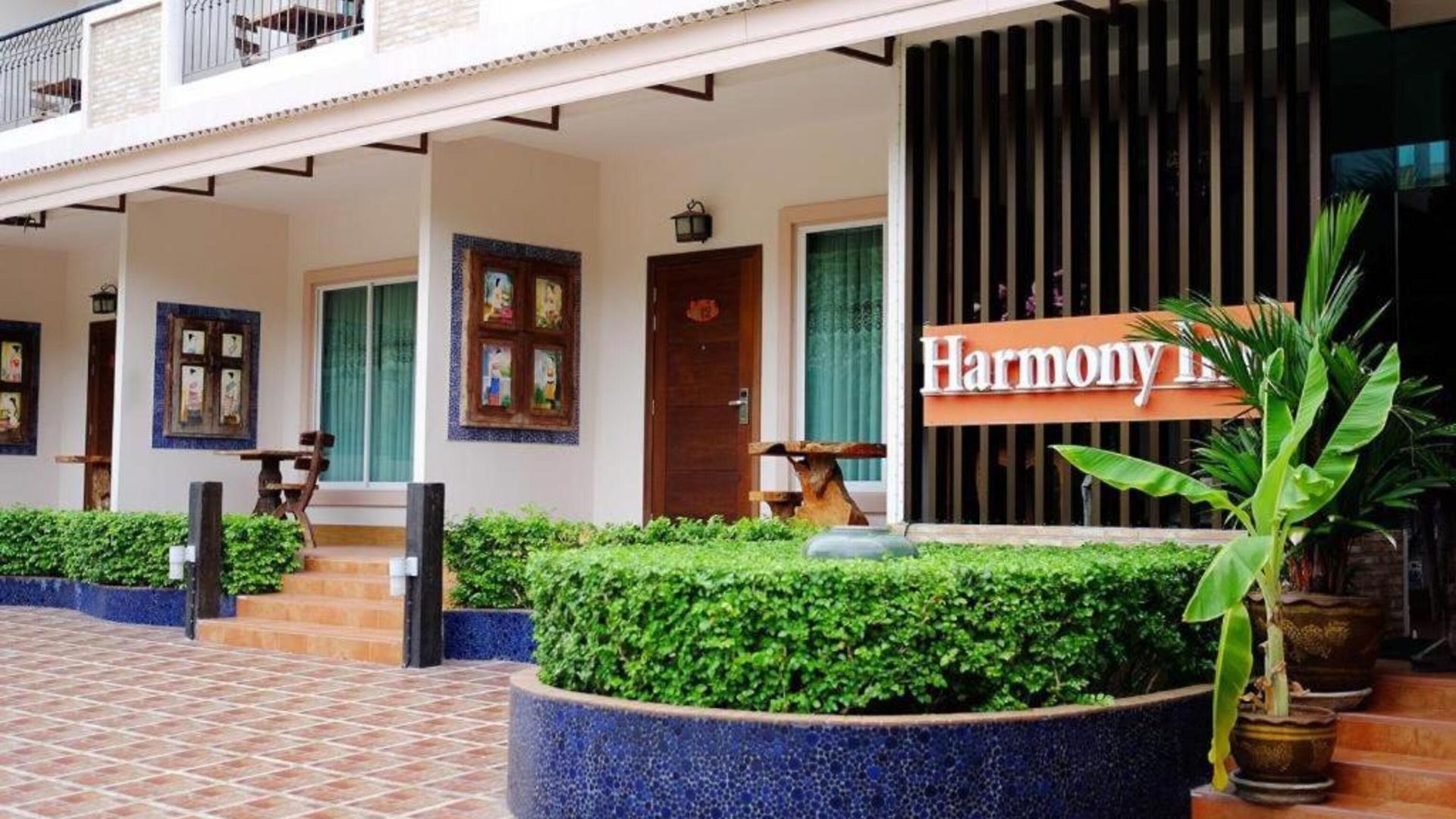 Harmony โรงแรม 3*