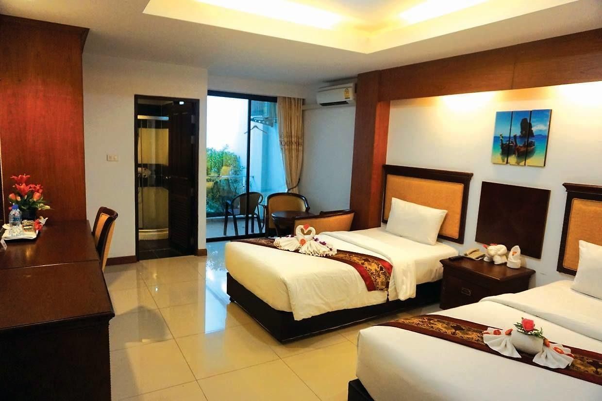 อายาเพลส 2* Pattaya