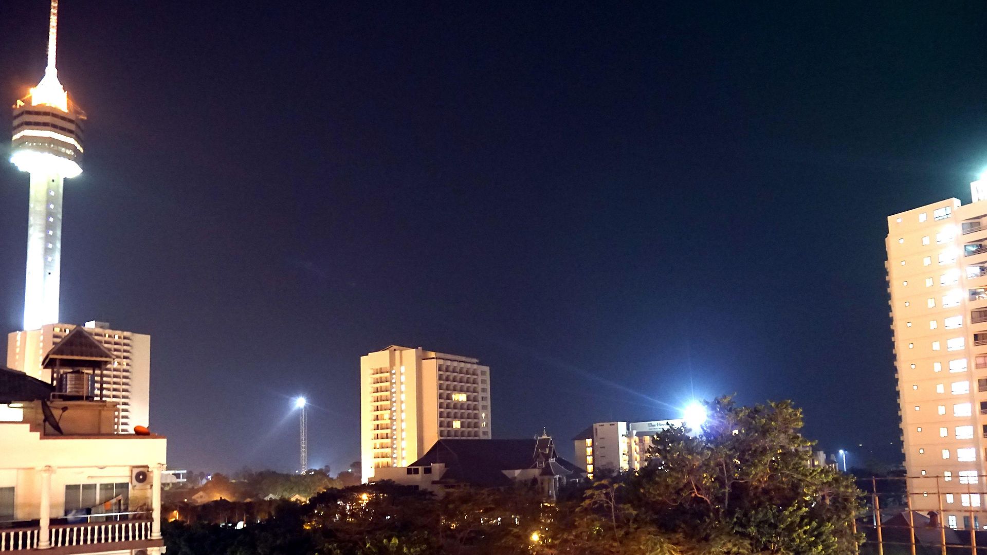 โรงแรม อายาเพลส Pattaya