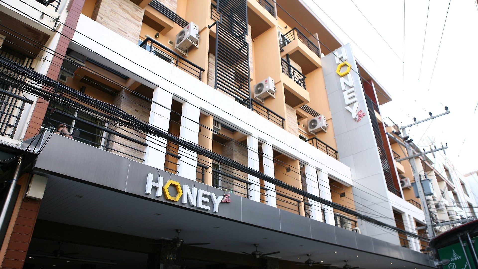 Honey 3*