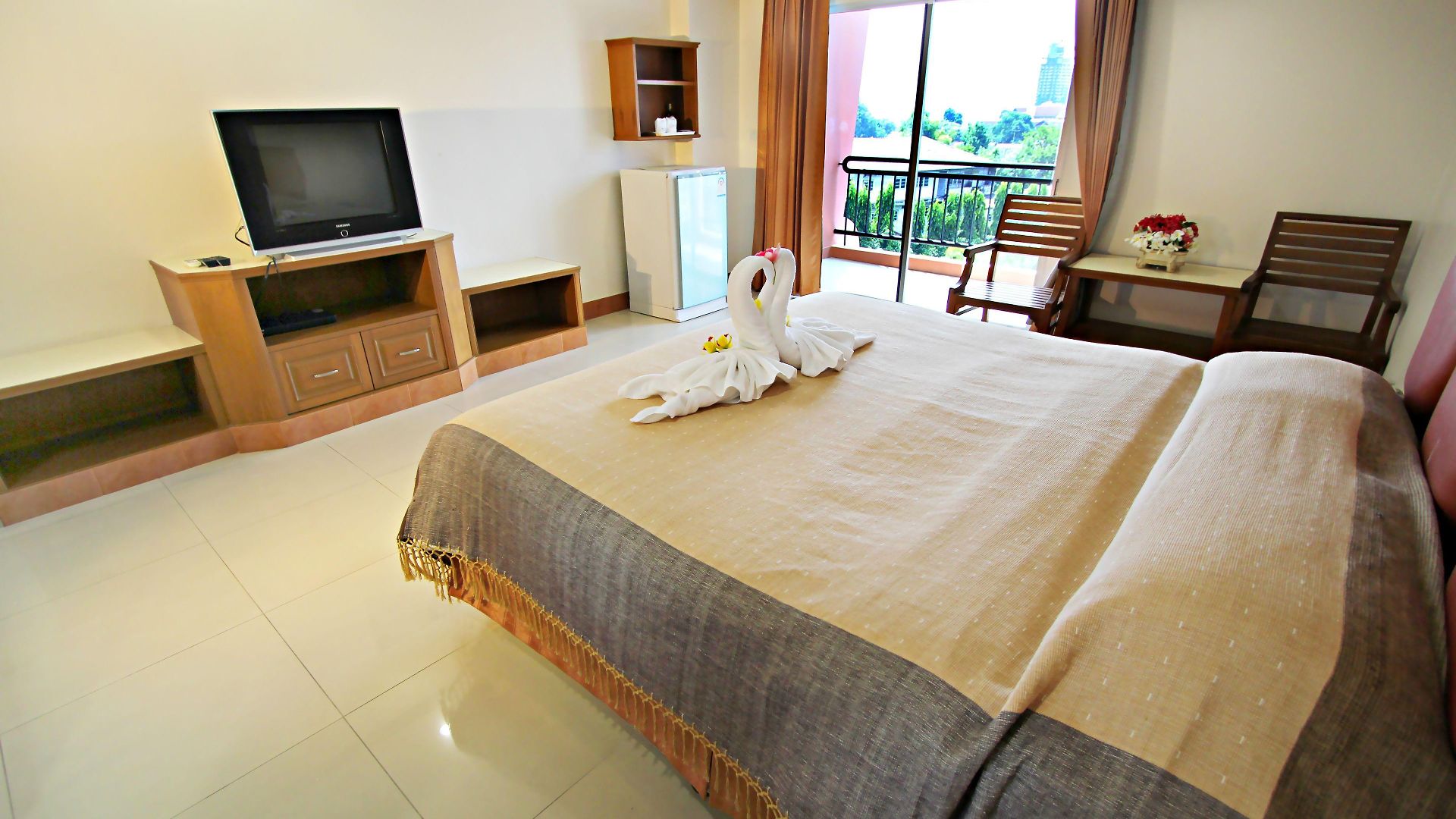 เล็ก 3* Pattaya