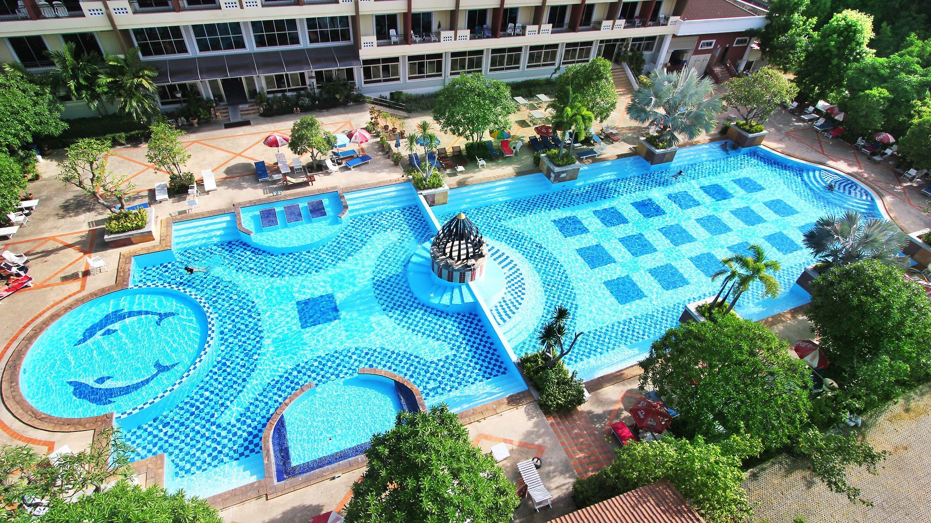 เล็ก โรงแรม