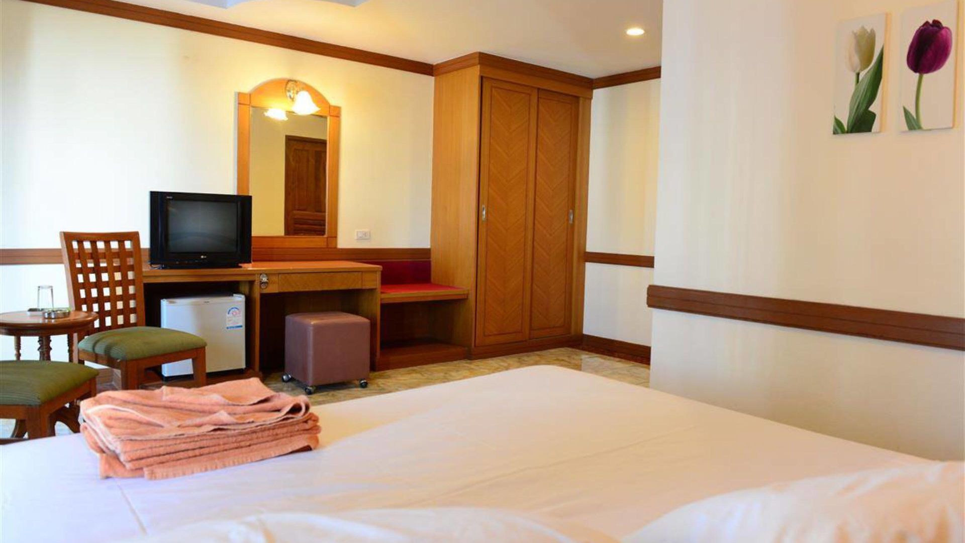 P72 2* Pattaya