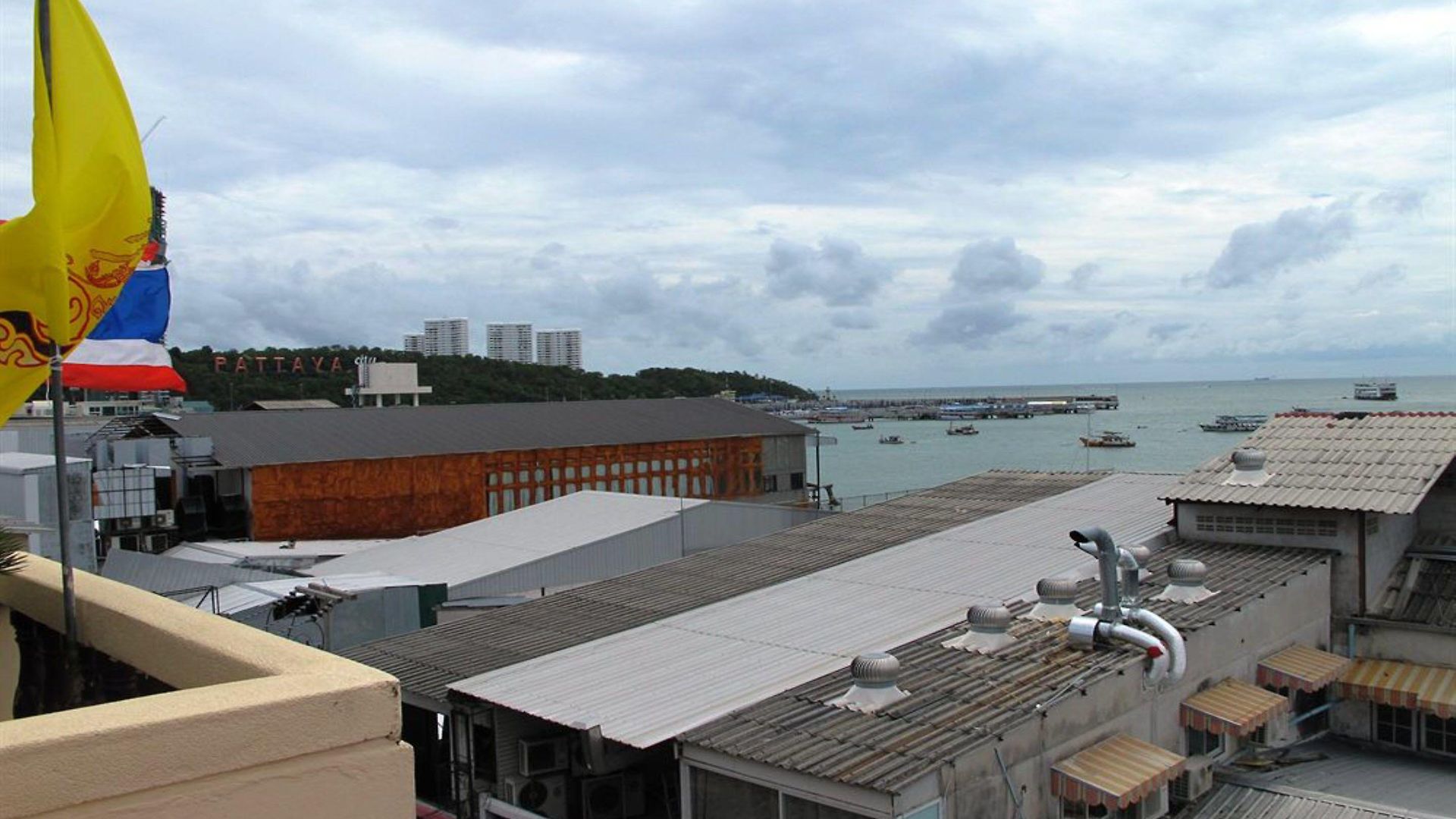 P72 โรงแรม Pattaya