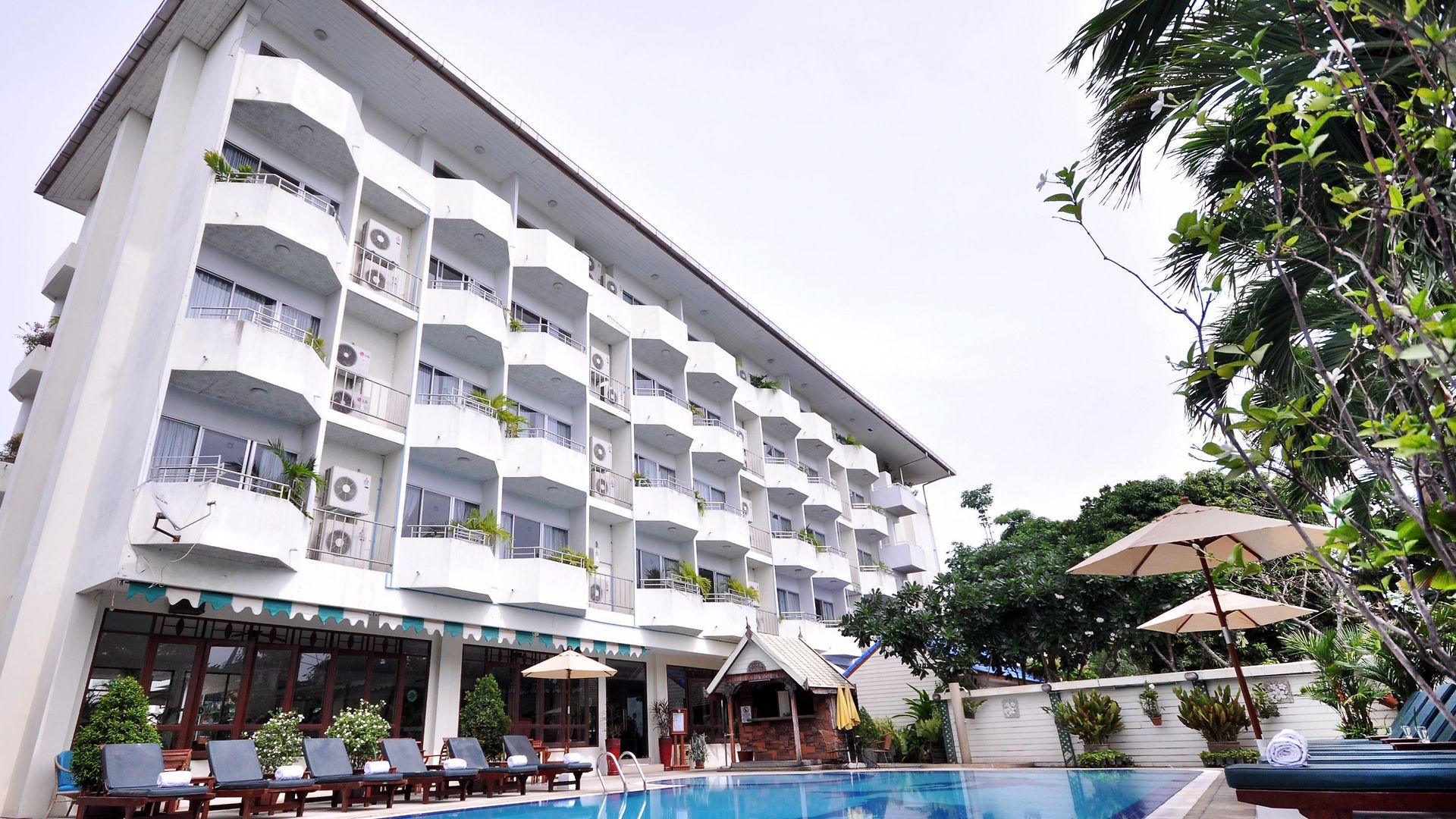 โรงแรมเจพี วิลลา โรงแรม 3*