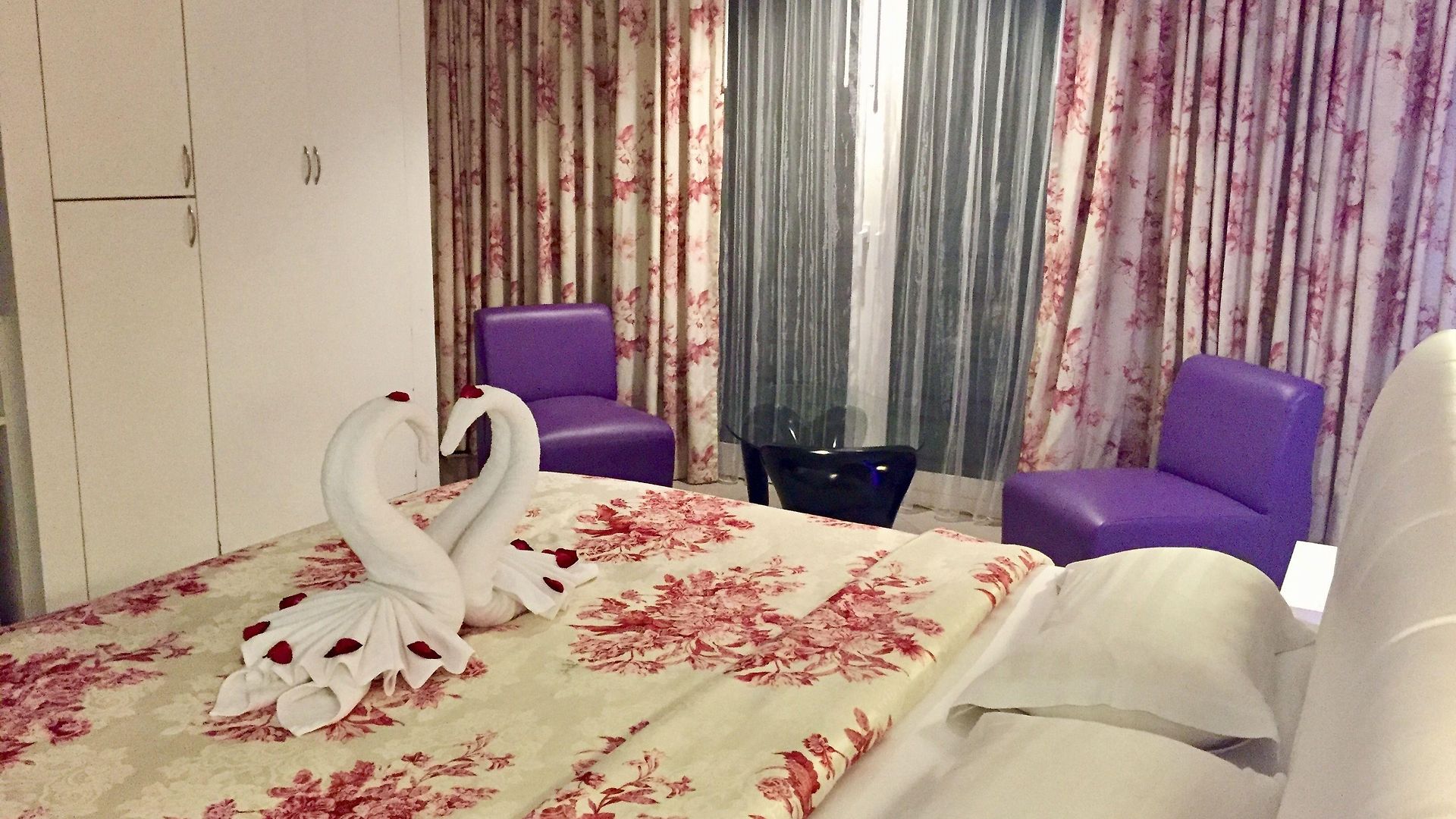 Access Hotel