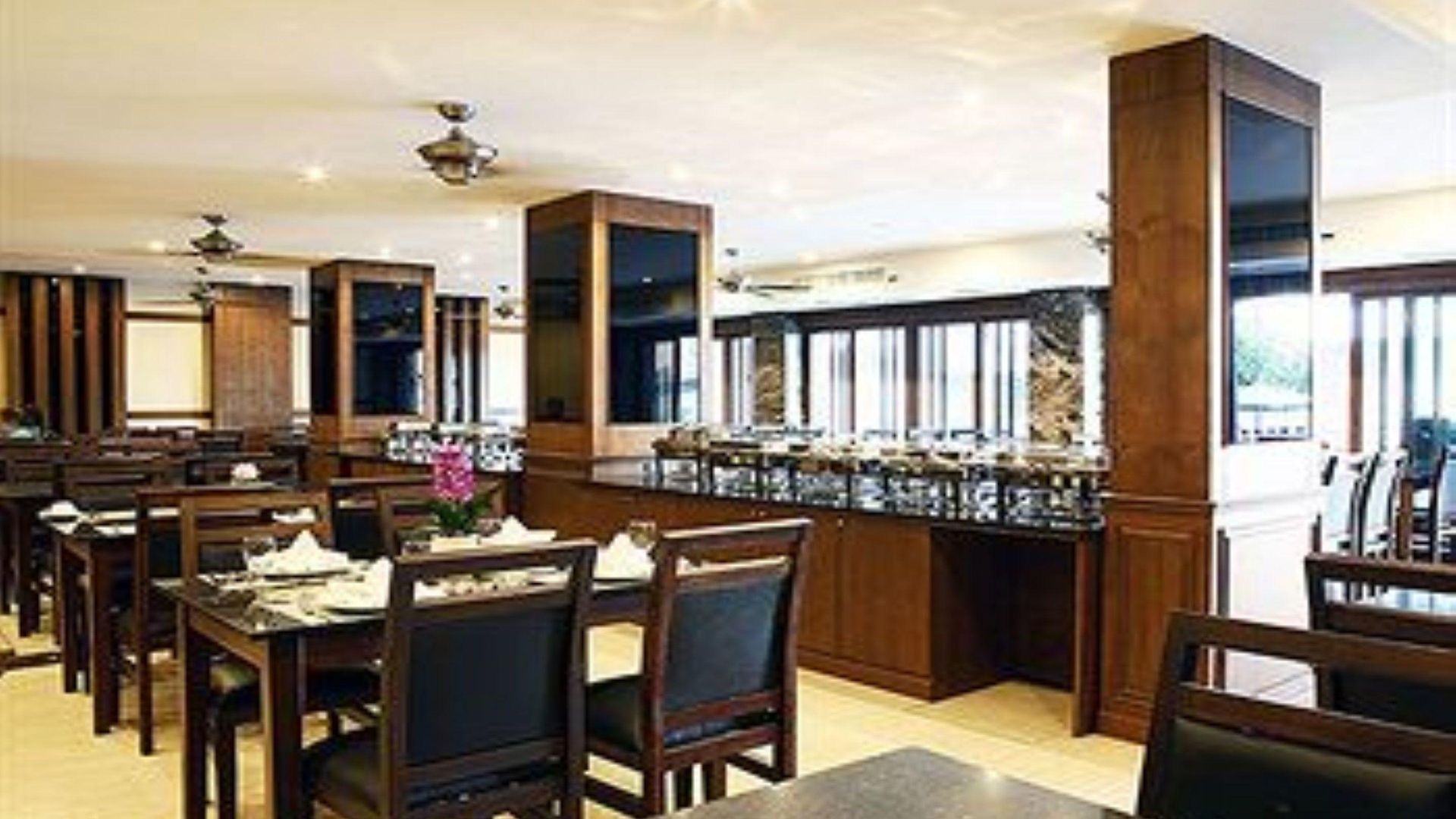 โรงแรม 247 บูทีค Pattaya