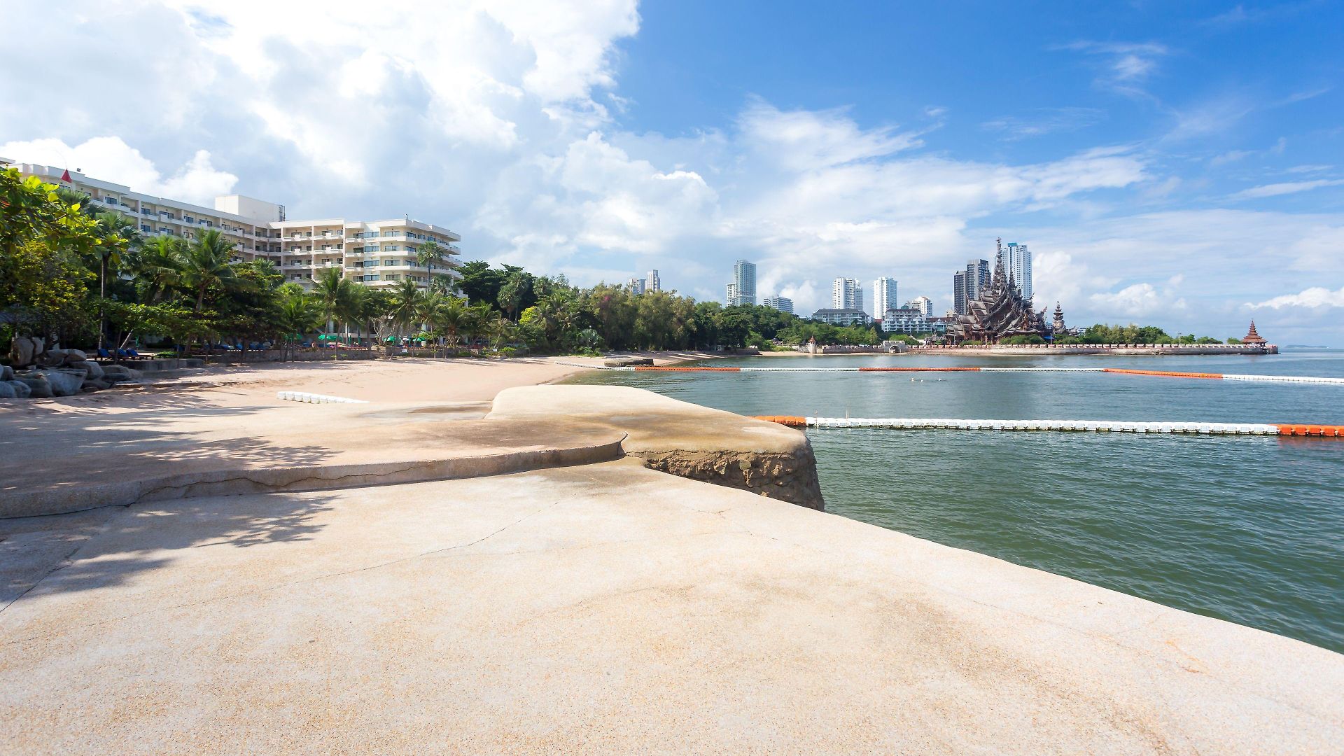 การ์เดน ซีวิว 5* Pattaya