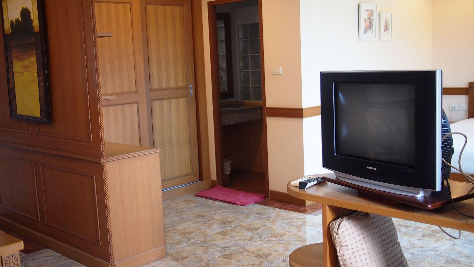 โรงแรม Navin Mansion 3