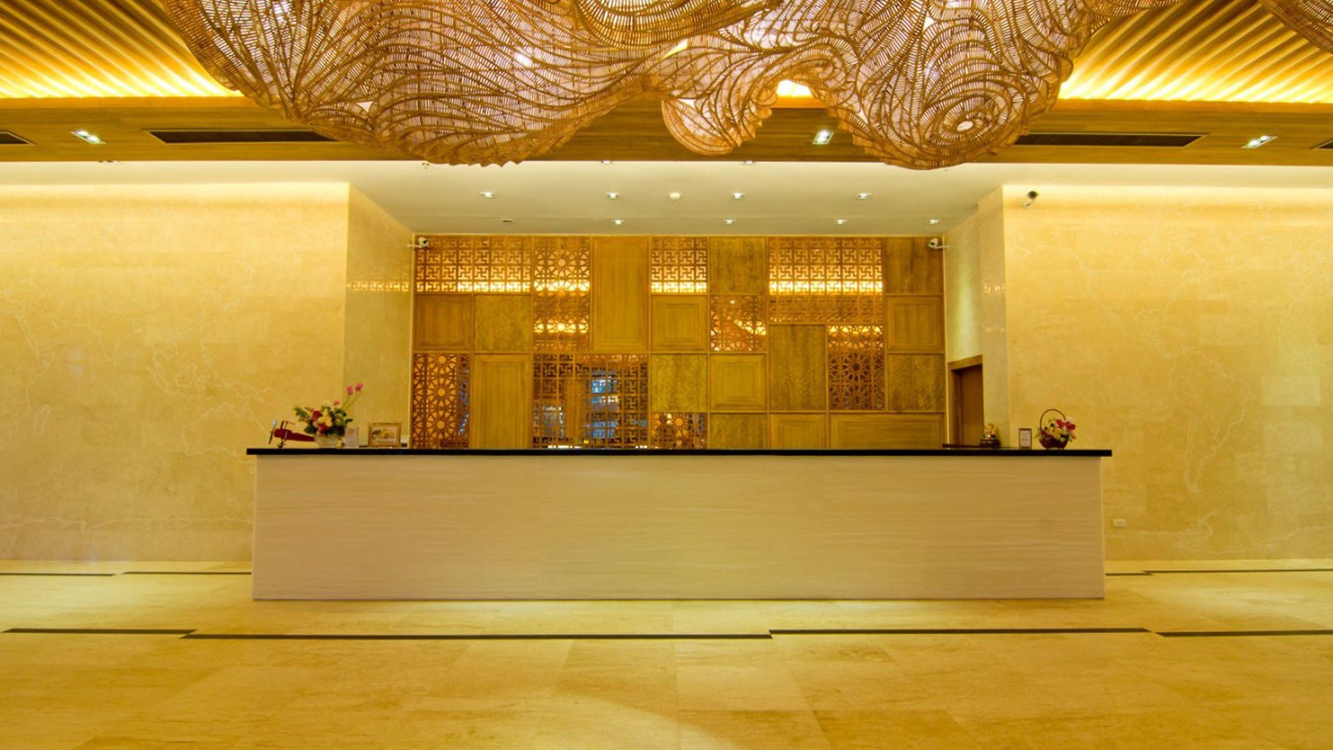 Welcome World Beachfront โรงแรม 4*