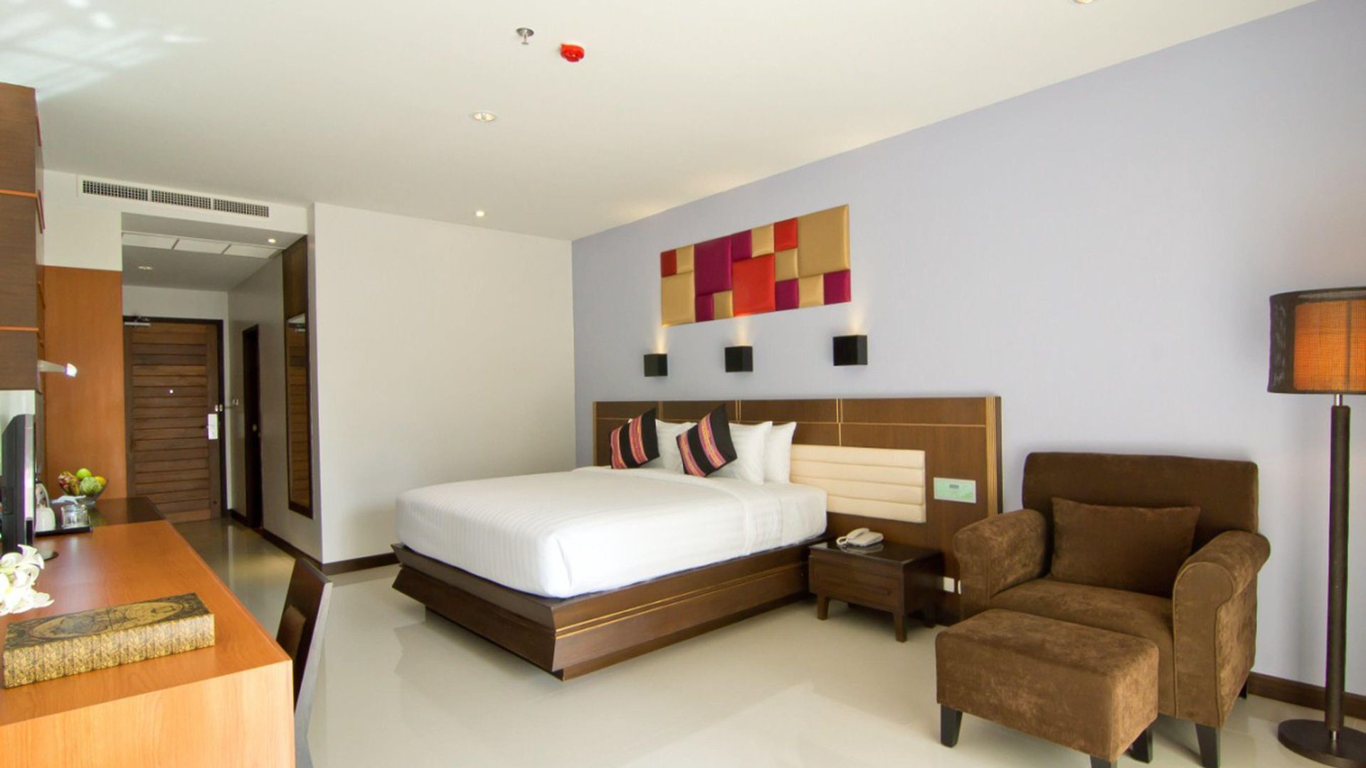 โรงแรม Welcome World Beachfront