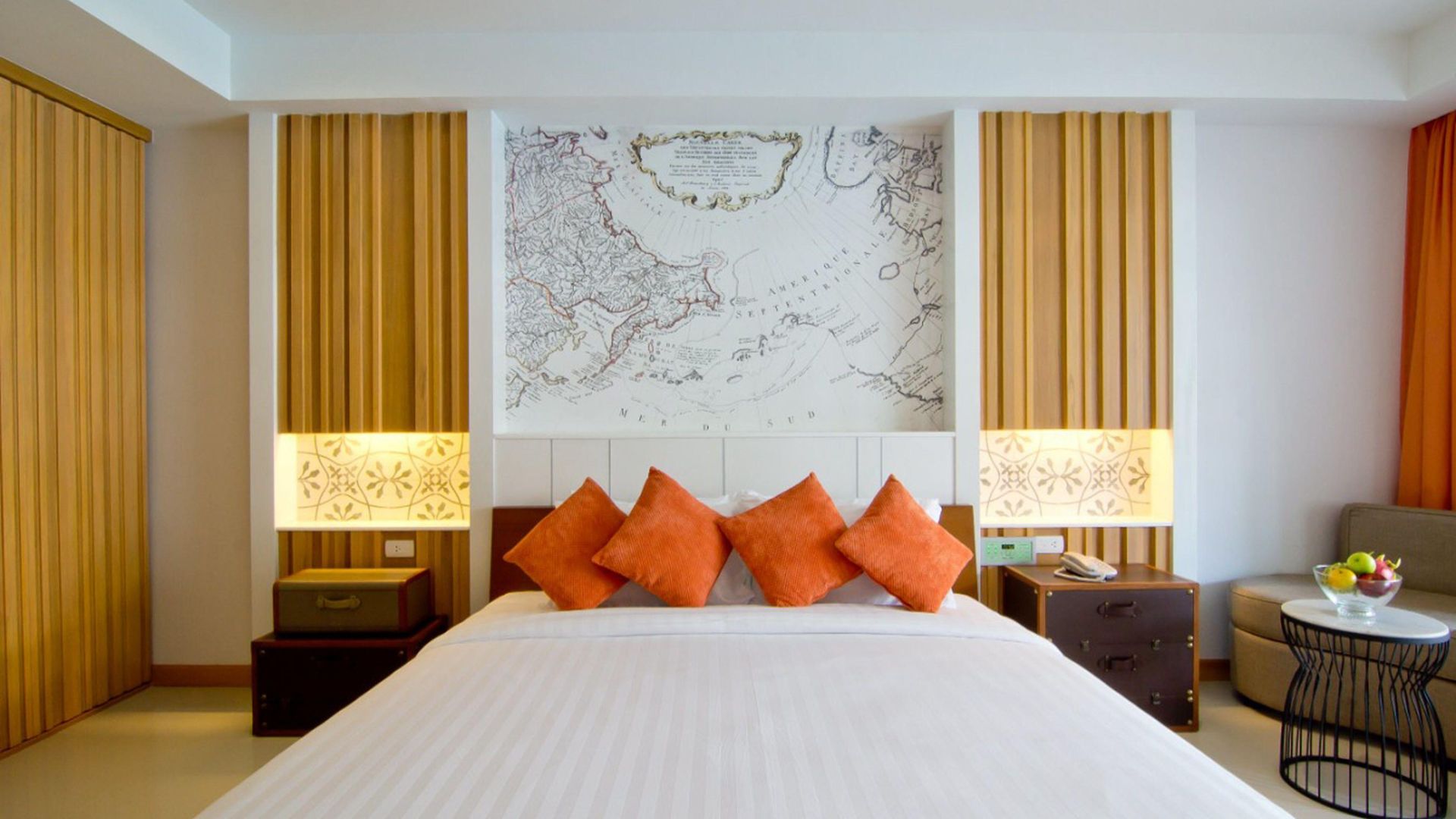โรงแรม Welcome World Beachfront 4*