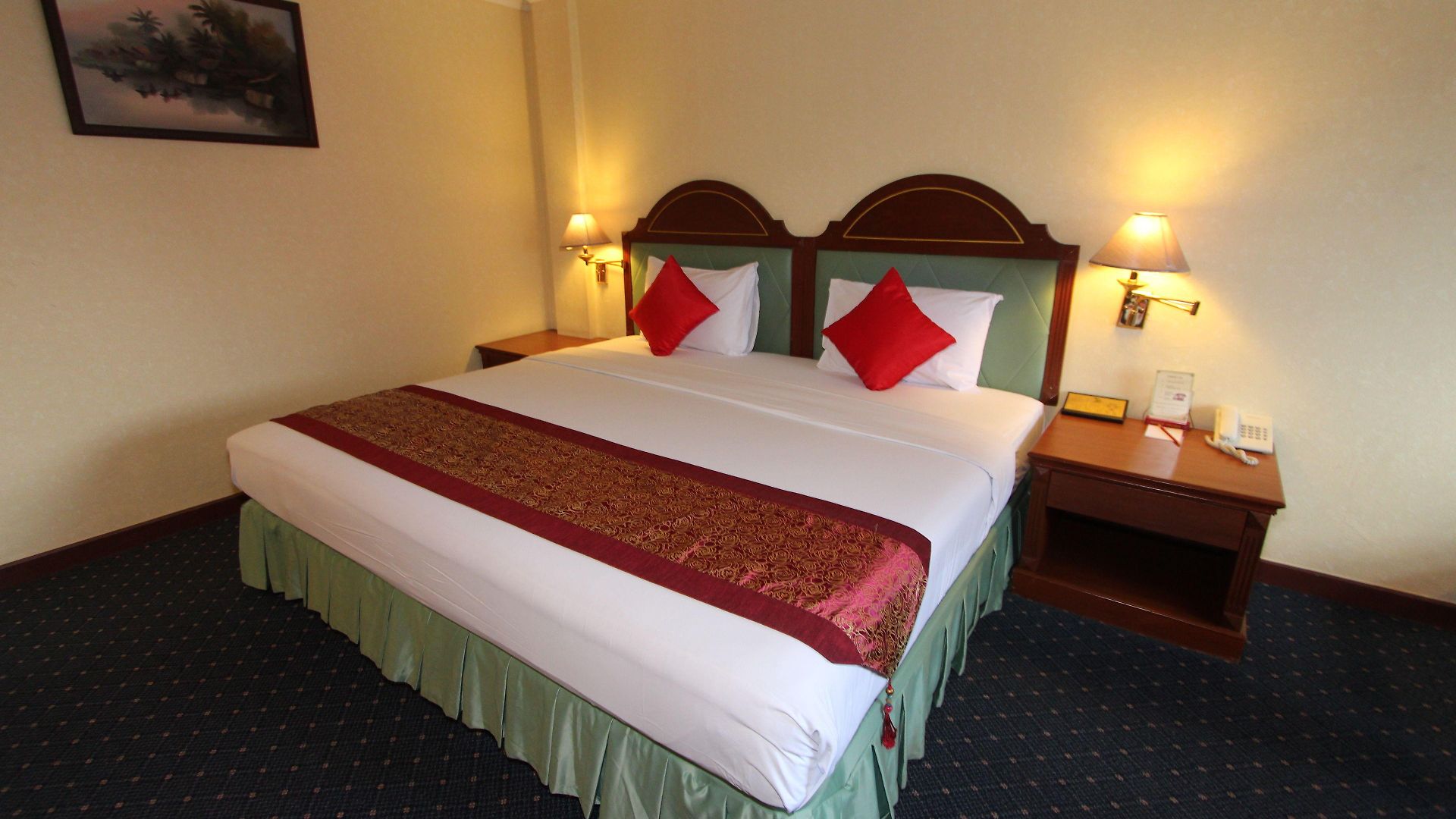 Sabai Nearby Marina Hotel 3*