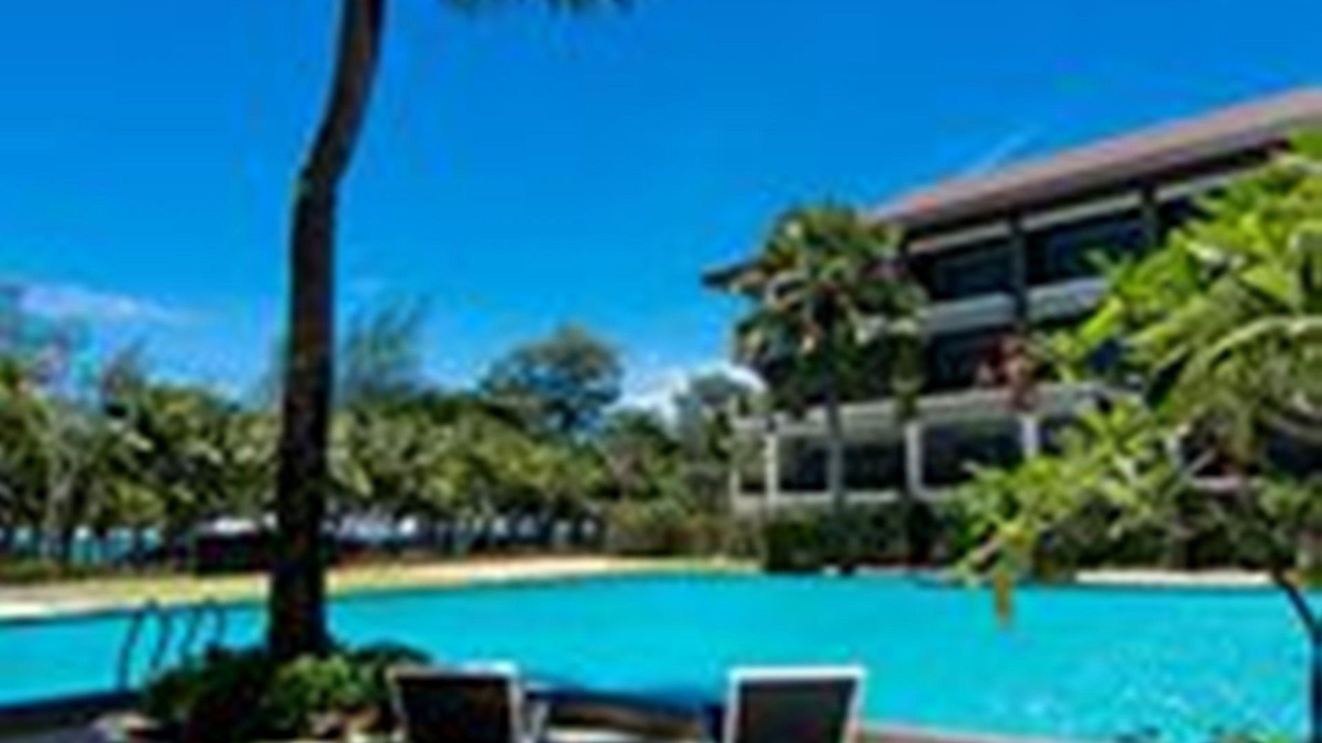 Welcome World Beachfront 4*