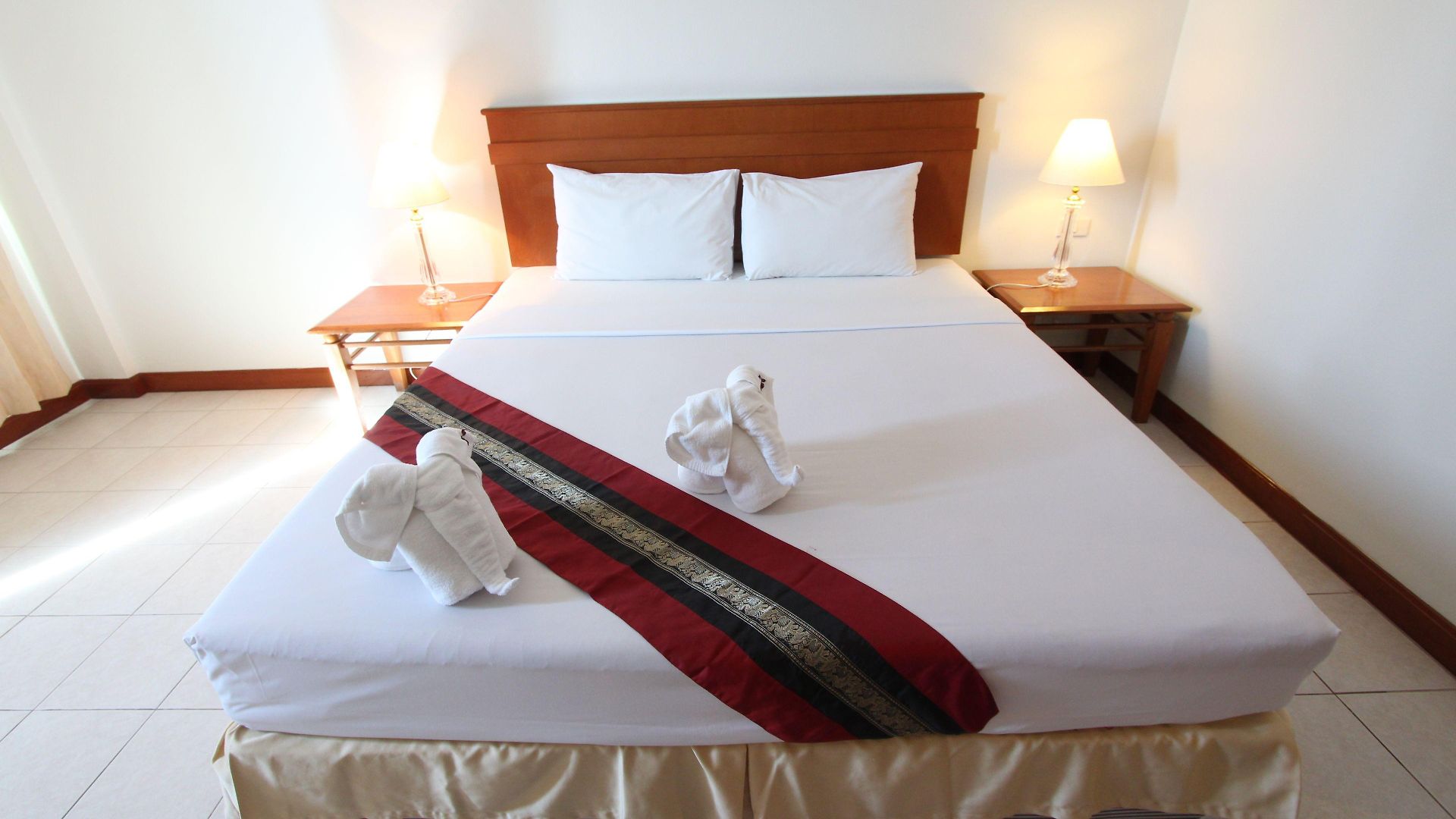 คราวน์พัทยาบีชโฮเทล โรงแรม Pattaya