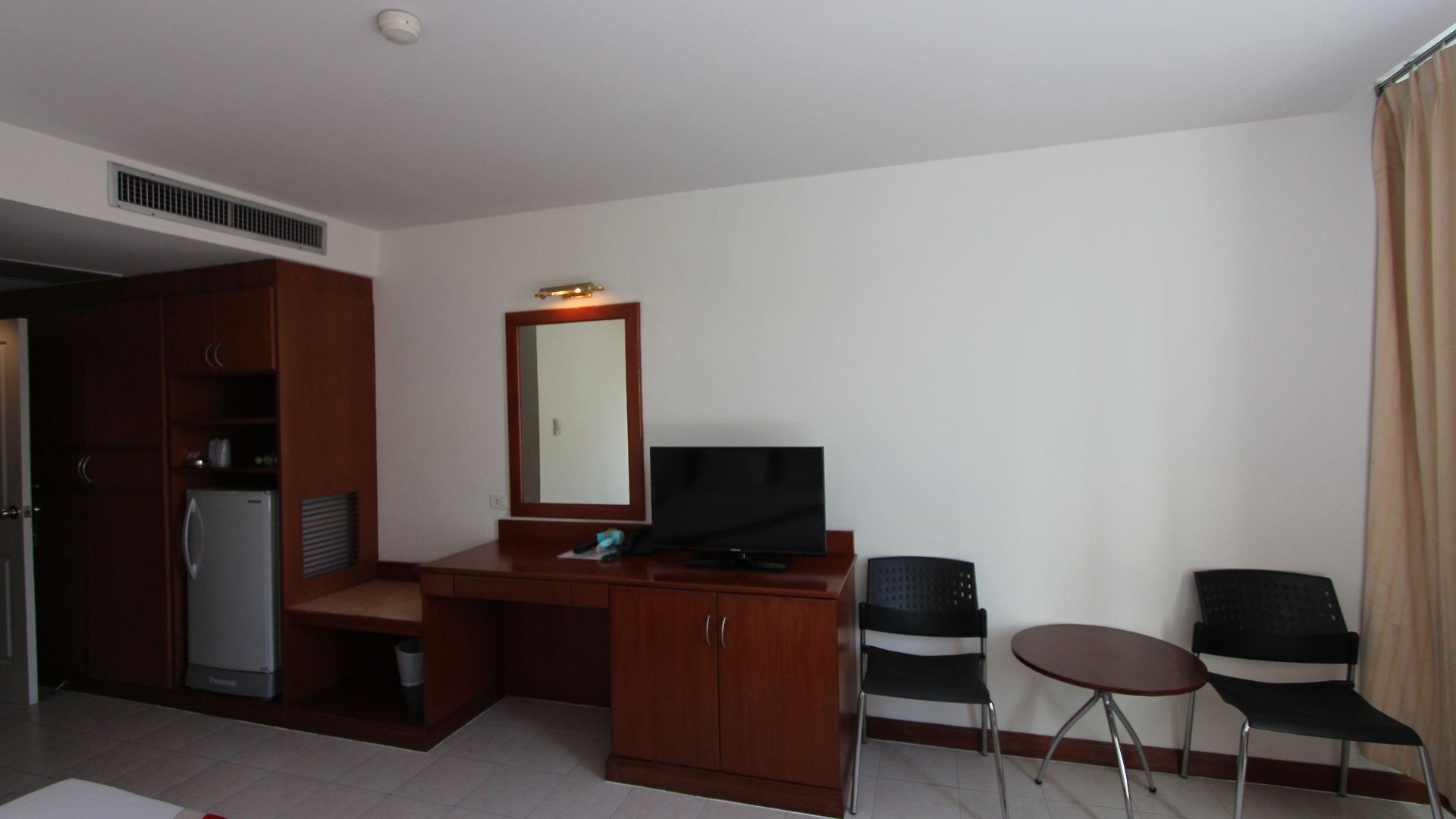 คราวน์พัทยาบีชโฮเทล โรงแรม Pattaya