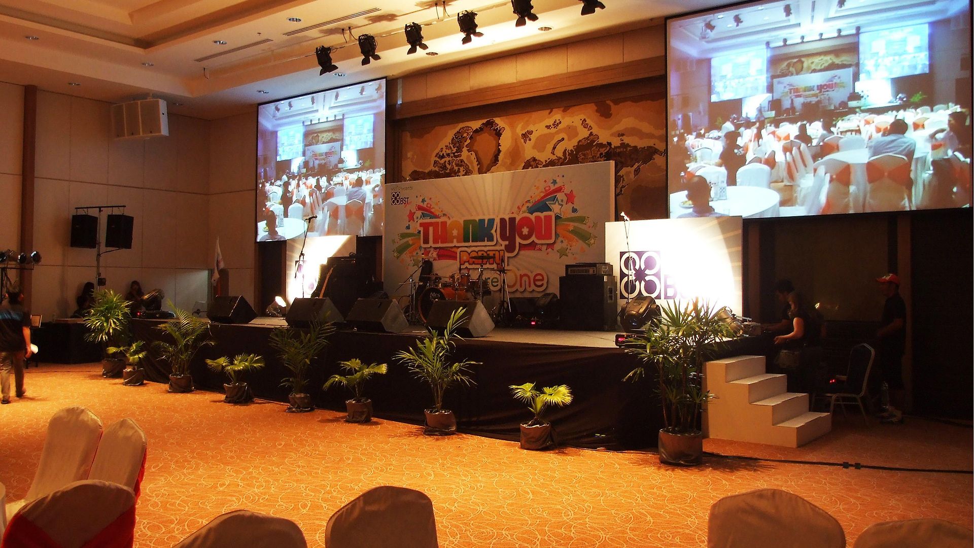 Welcome World Beachfront โรงแรม