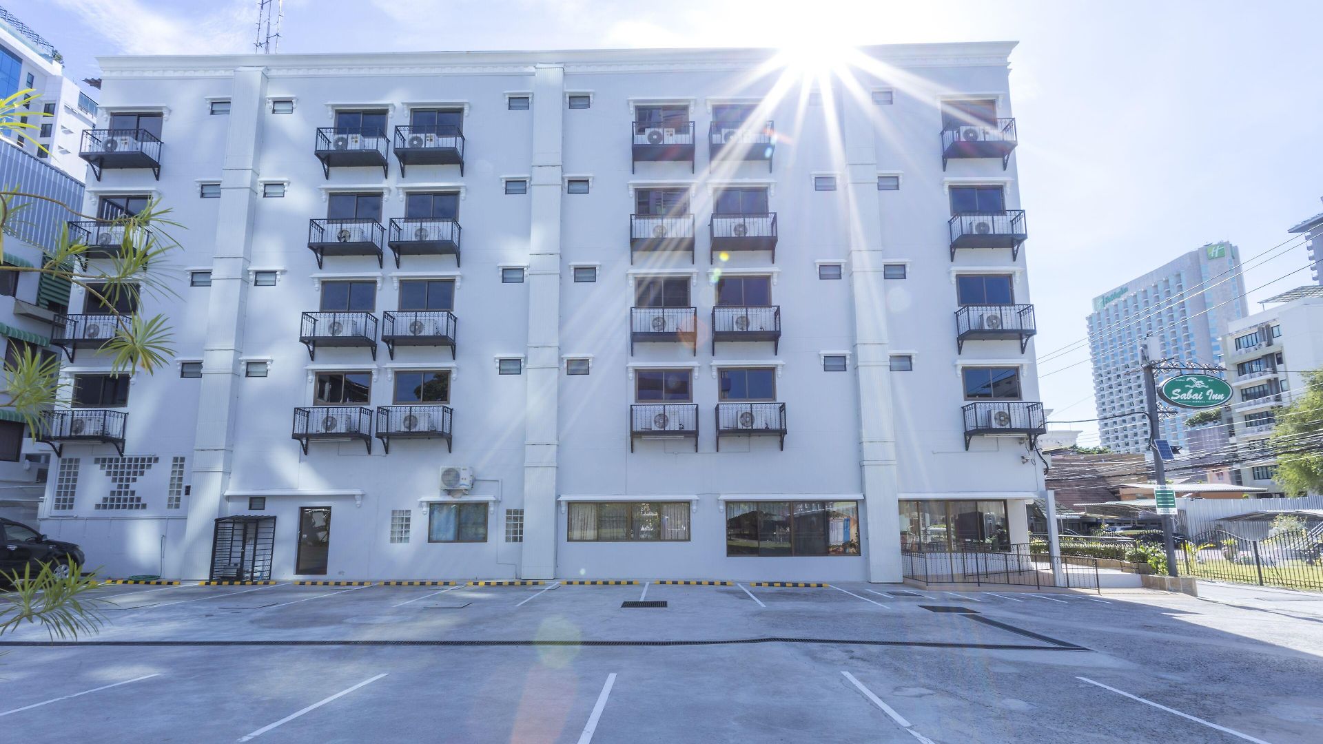 Hotel Sabai Nearby Marina Pattaya
