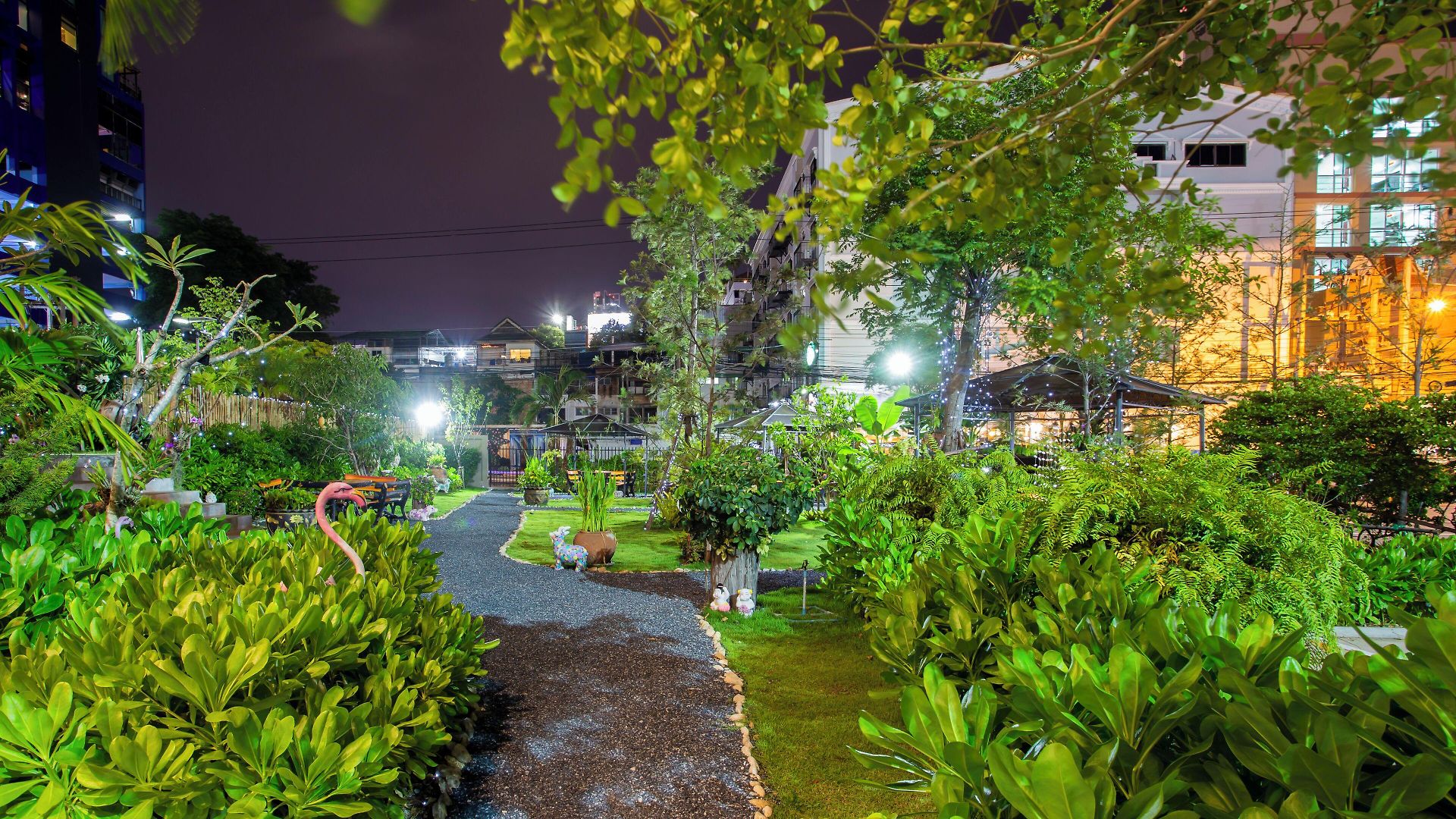 Sabai Nearby Marina 3*