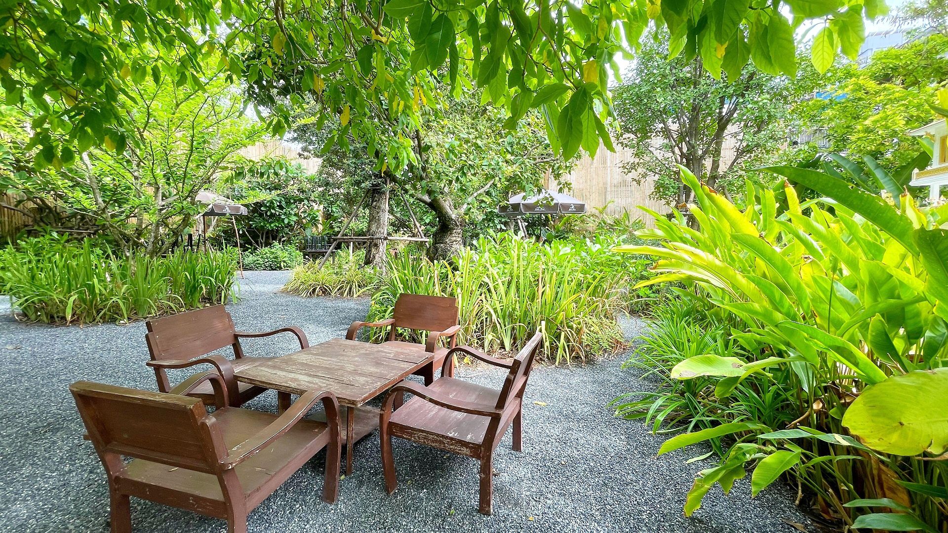 Hotel Sabai Nearby Marina