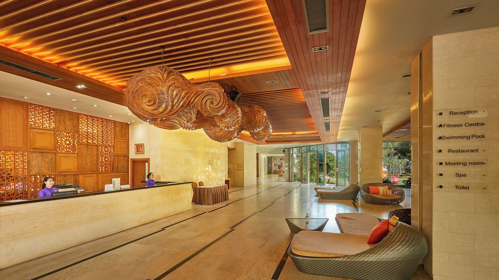 โรงแรม Welcome World Beachfront Pattaya