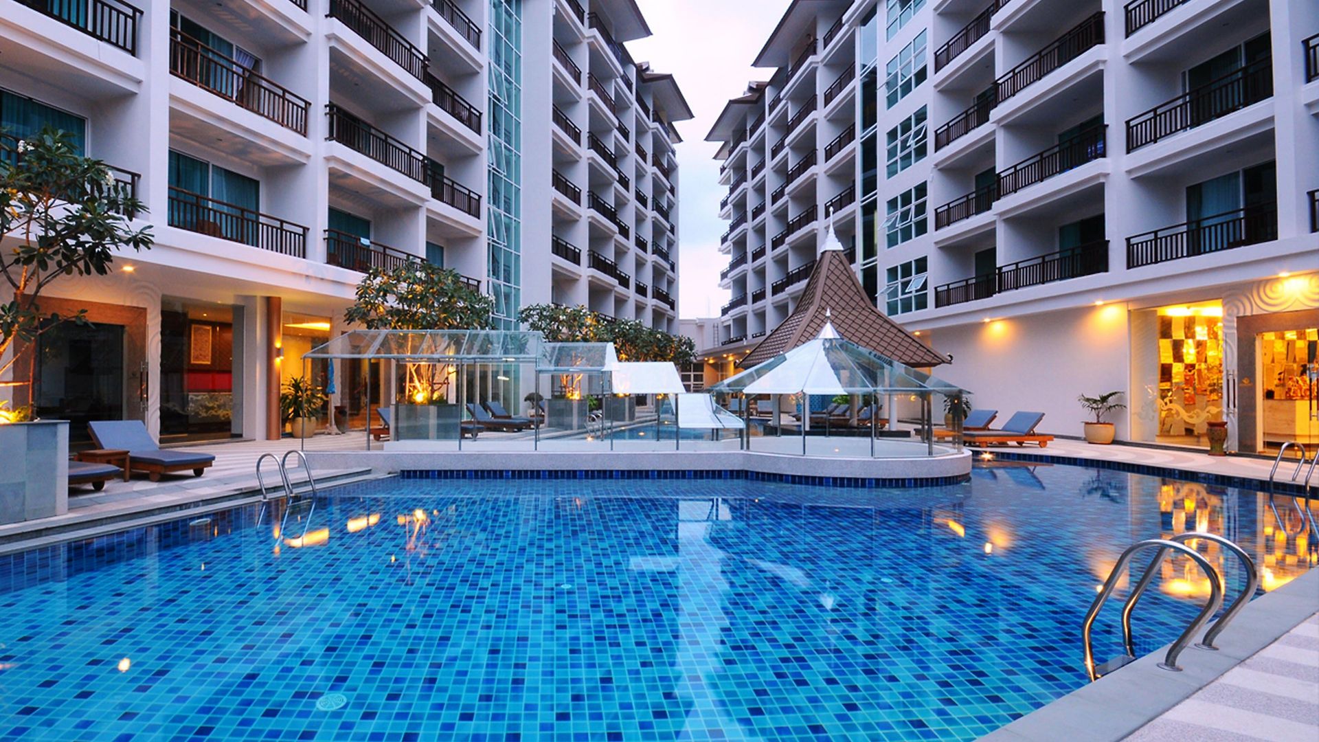 Crystal Palace Luxury