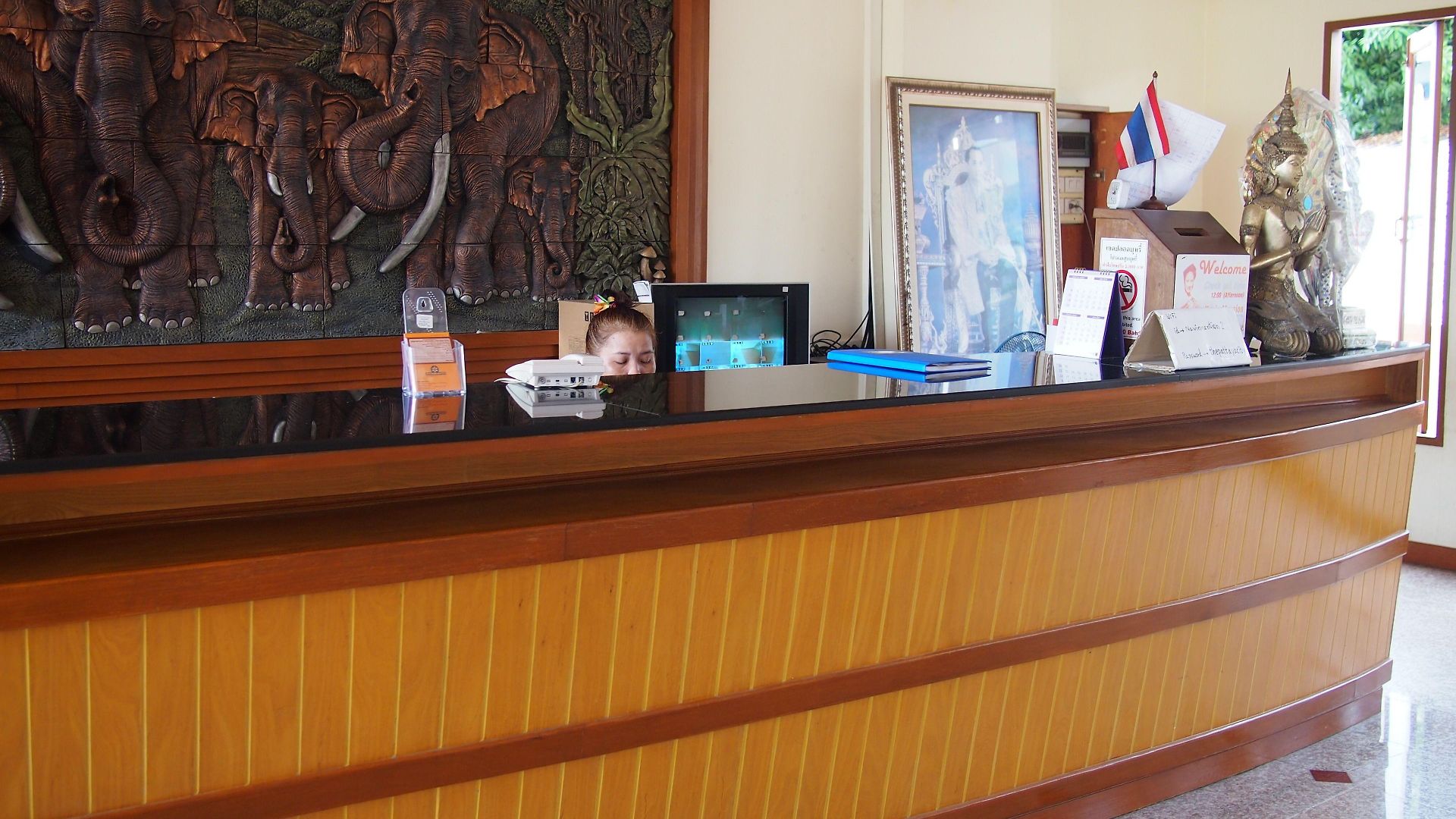 นาวิน แมนชั่น 2 Navin Mansion 2 Pattaya