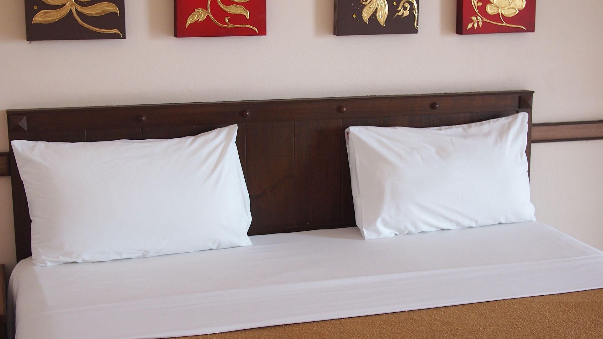 นาวิน แมนชั่น 2 Navin Mansion 2 Pattaya