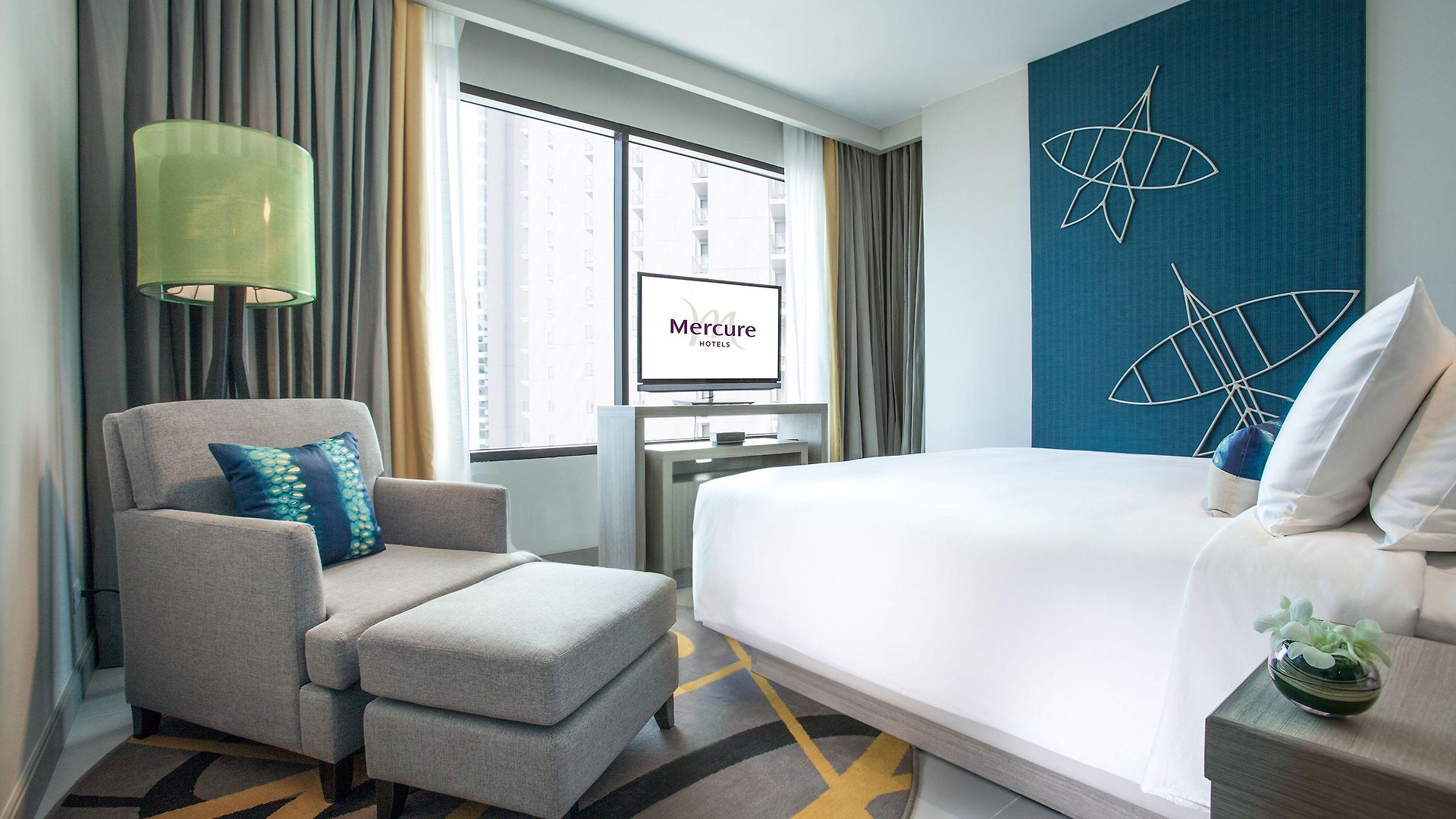 Mercure Ocean 4*
