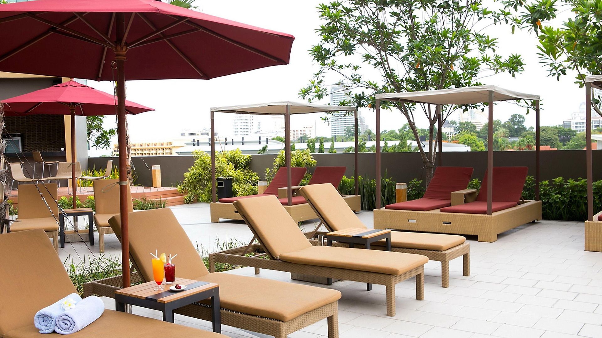 Mercure Ocean โรงแรม 4*