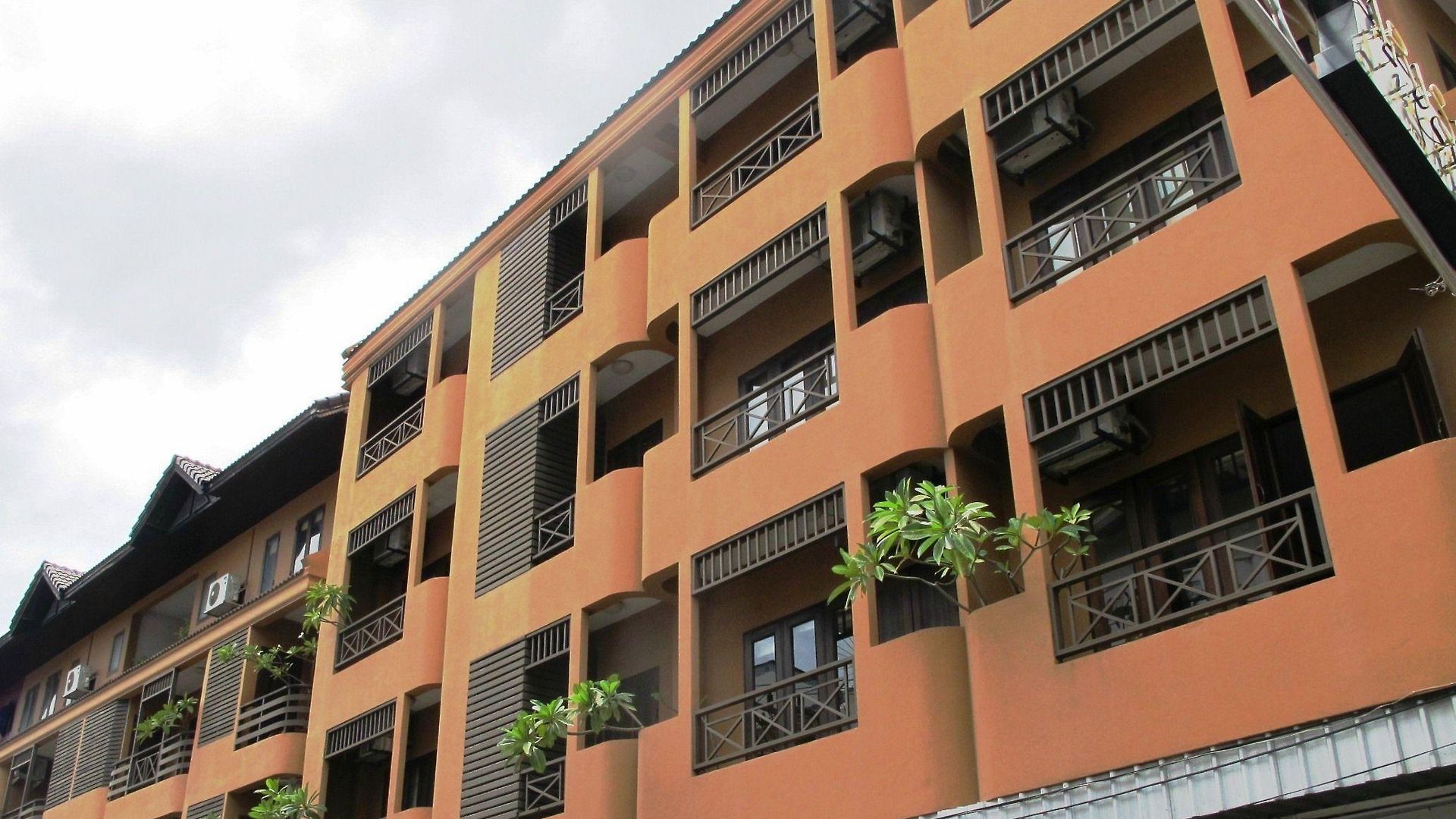 Keerati Hotel