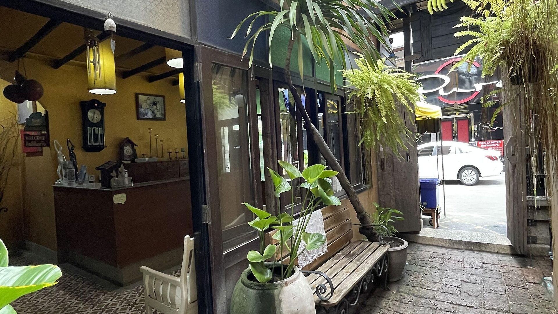 Keerati Hotel