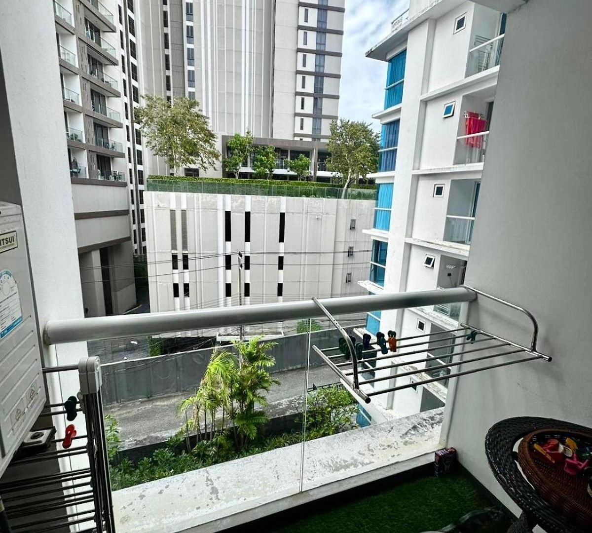 อพาร์ทเม้น Serenity Wongamat *