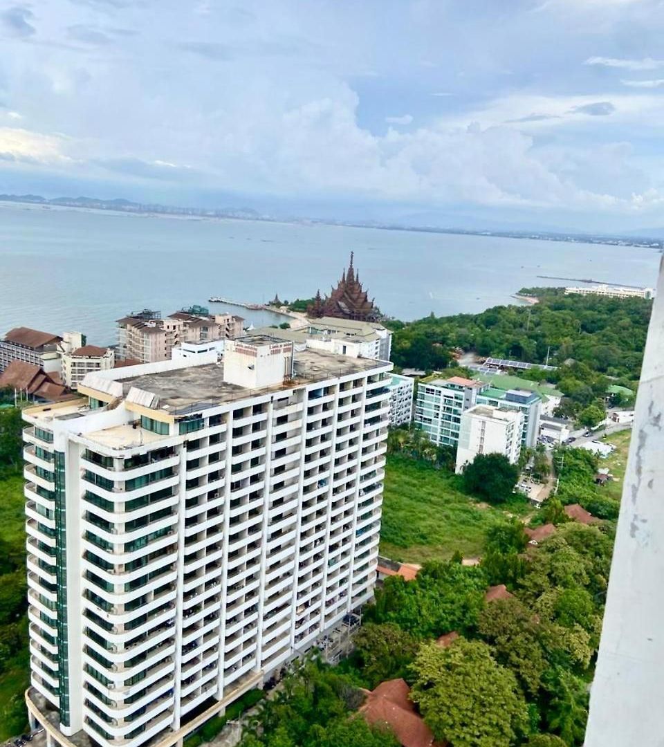อพาร์ทเม้น Riviera Wongamat