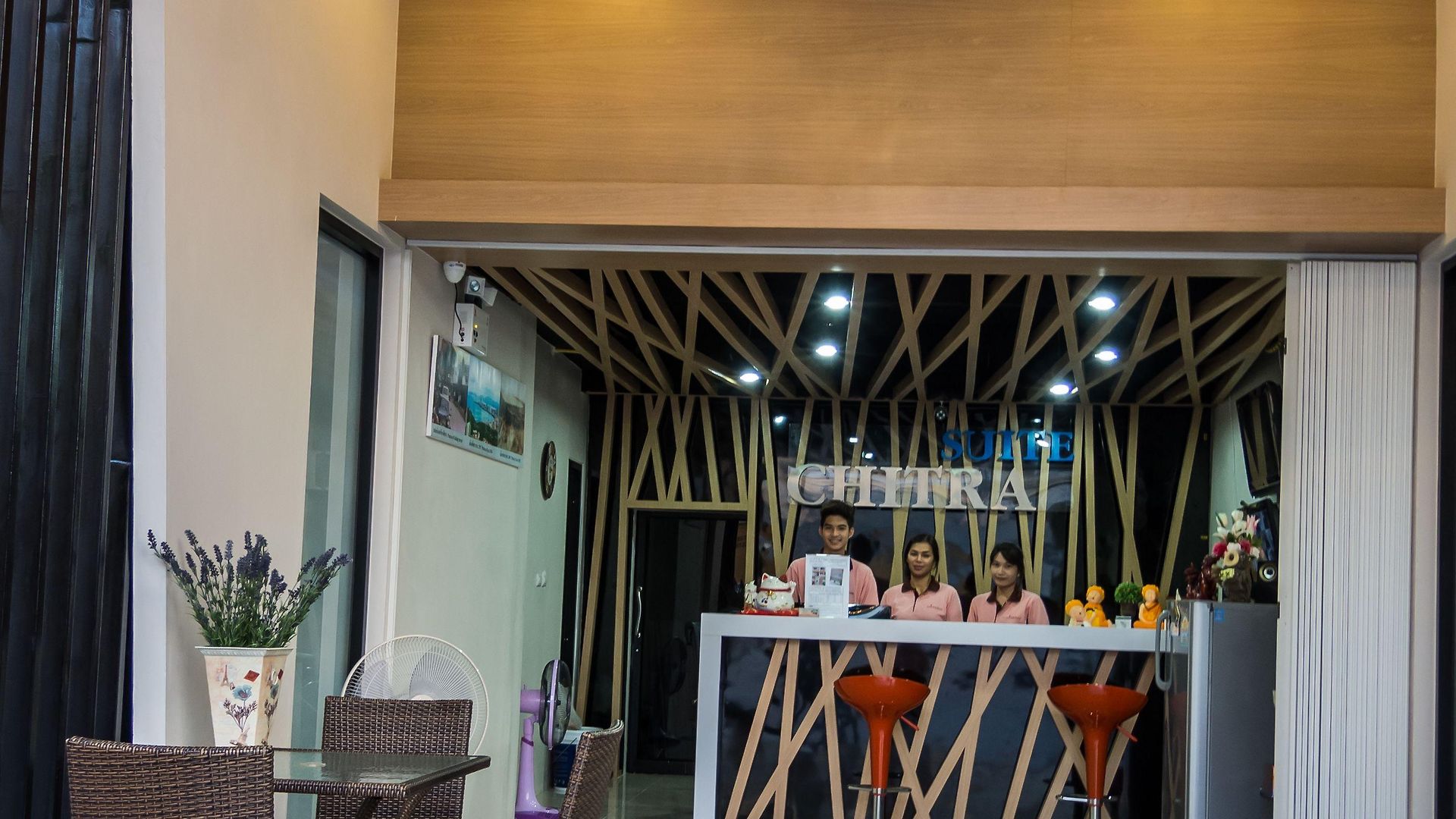 โรงแรม Chitra 2*