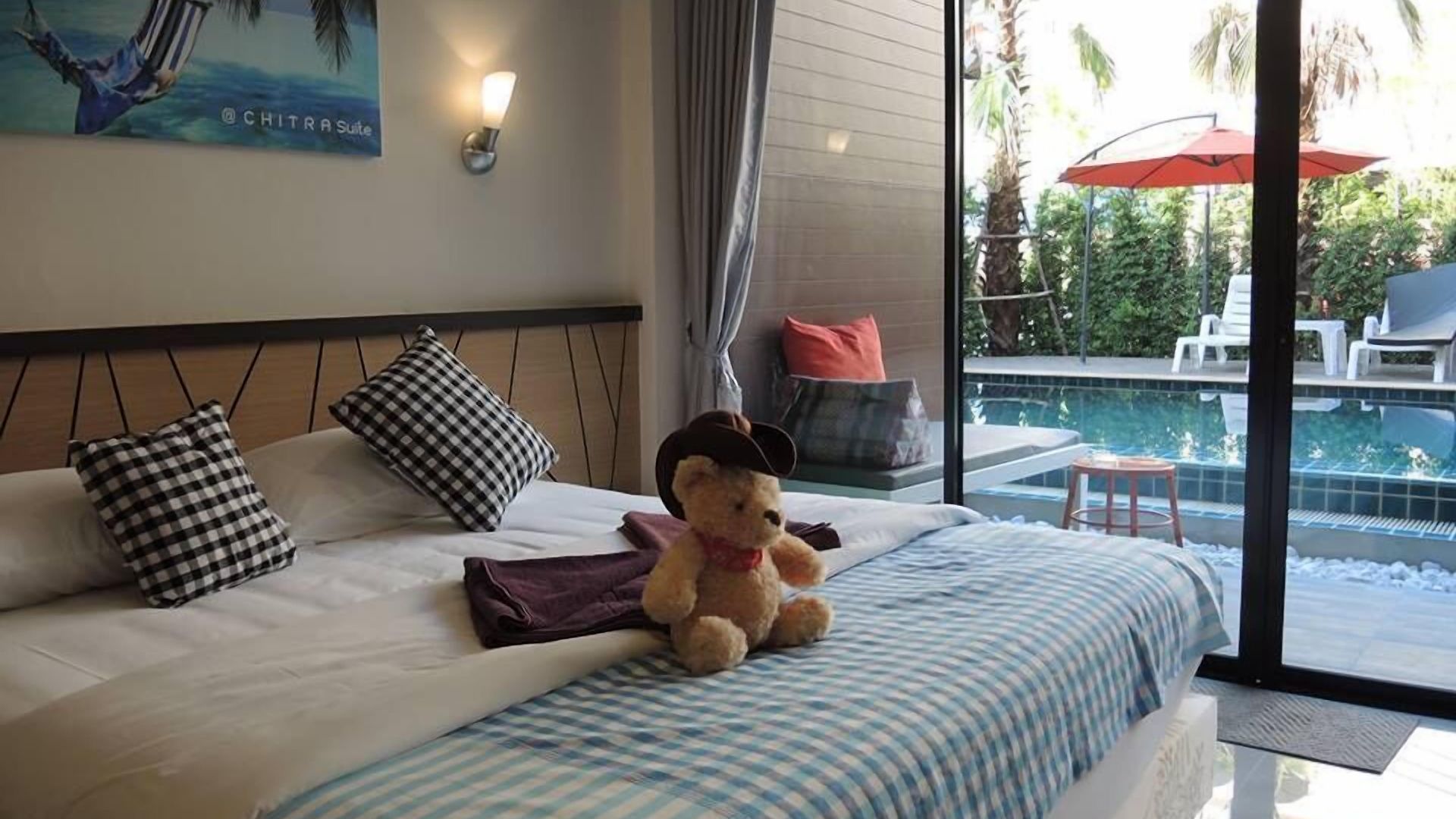 โรงแรม Chitra