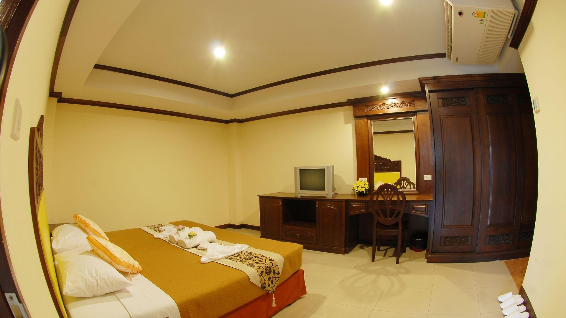 โรงแรม Golden Pattaya
