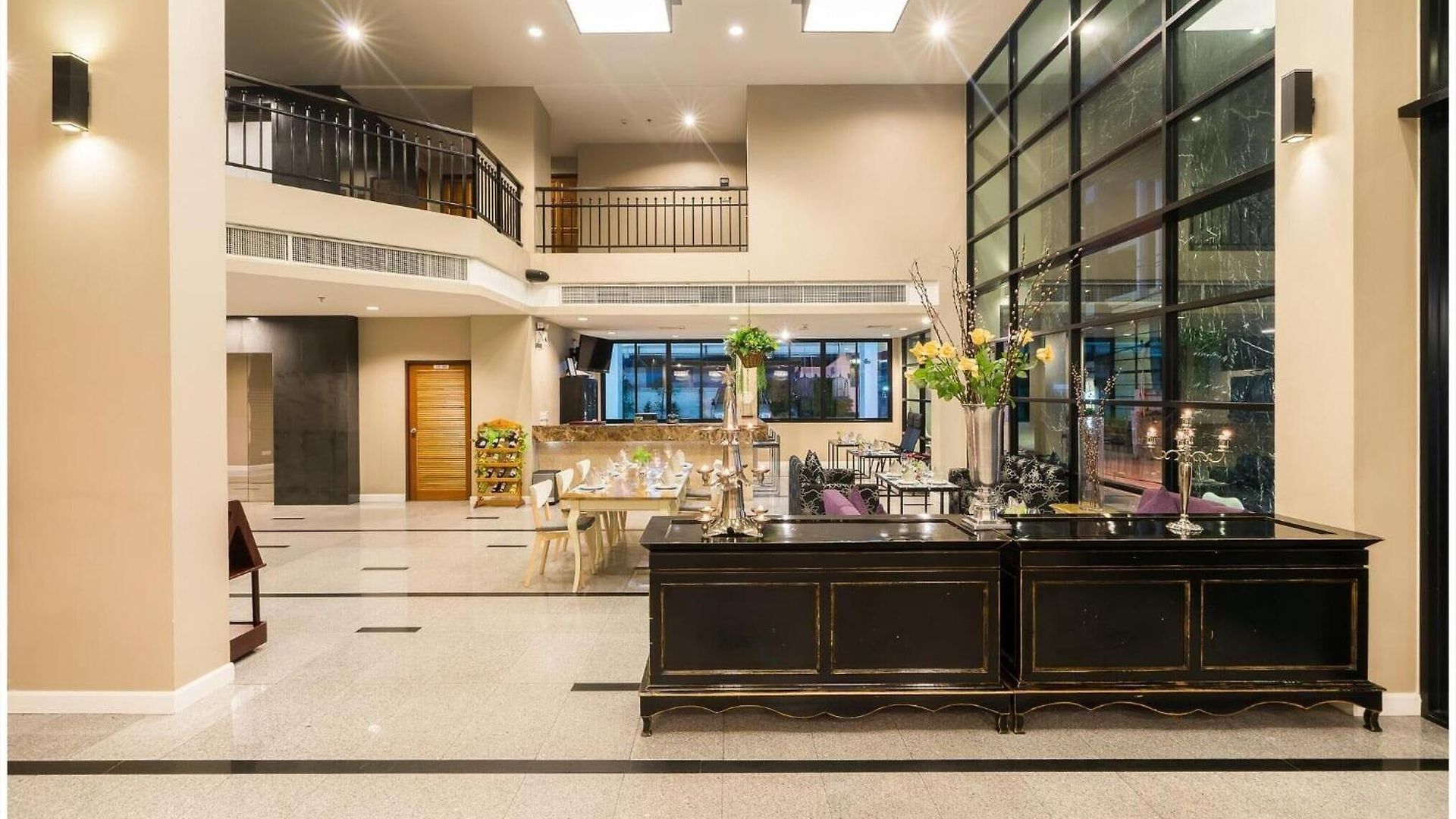 Sea Me Spring Tree (adults Only) โรงแรม 3*