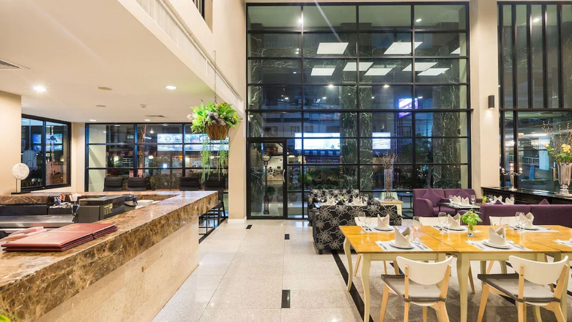 Sea Me Spring Tree (adults Only) โรงแรม