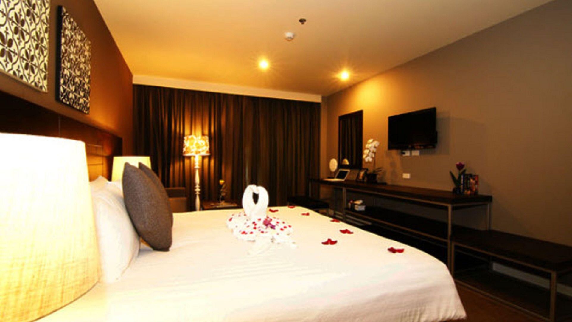 โรงแรม Sea Me Spring Tree (adults Only) Pattaya