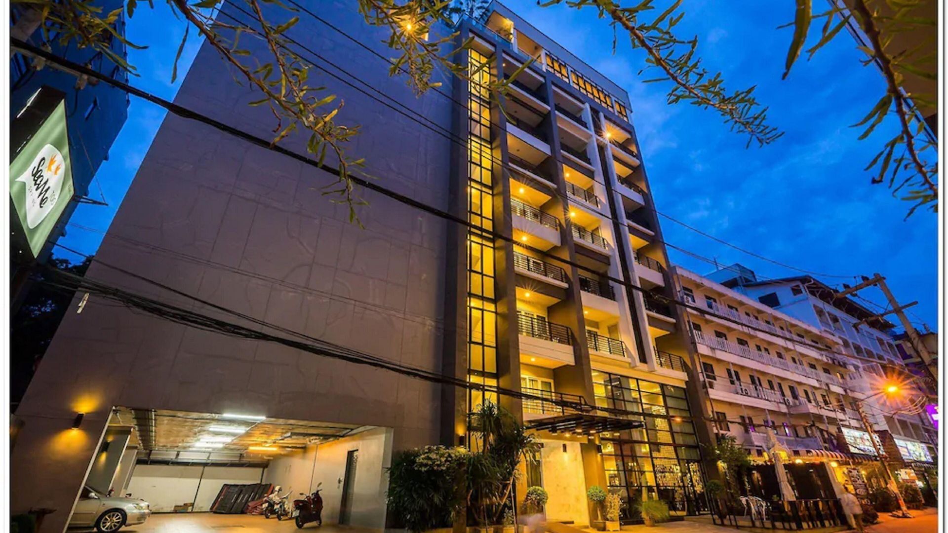 ซี มี สปริง ทู โฮเทล โรงแรม 3*