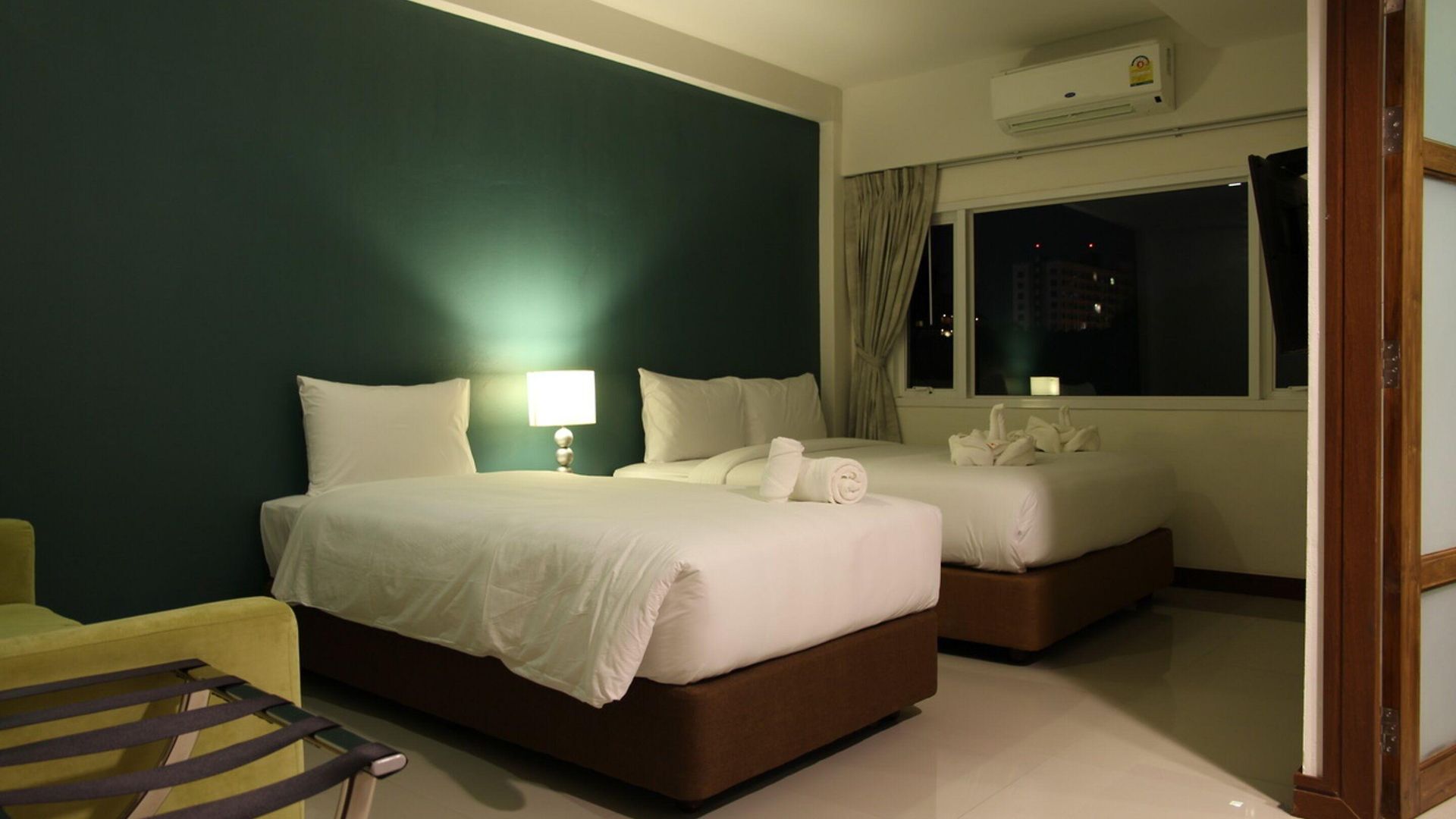 Wiz Hotel