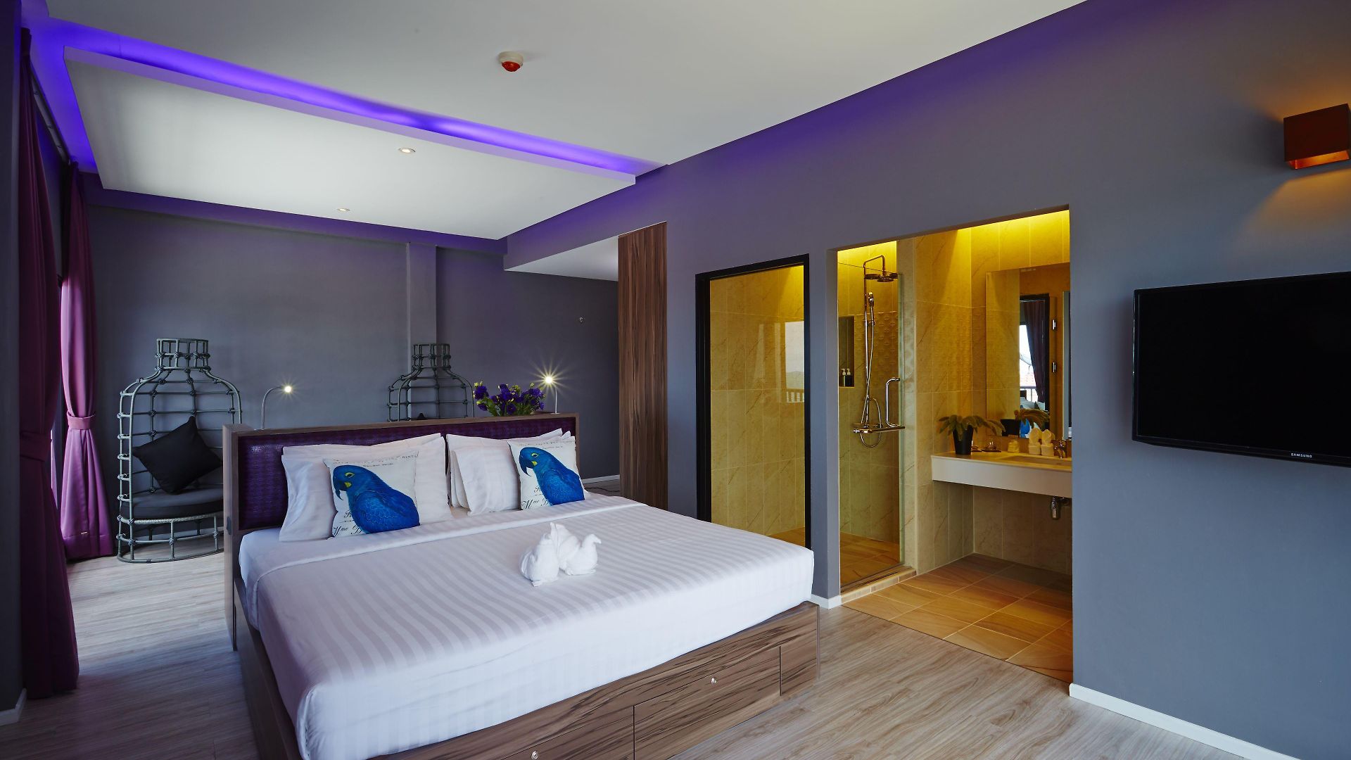 The Weekend โรงแรม 3*