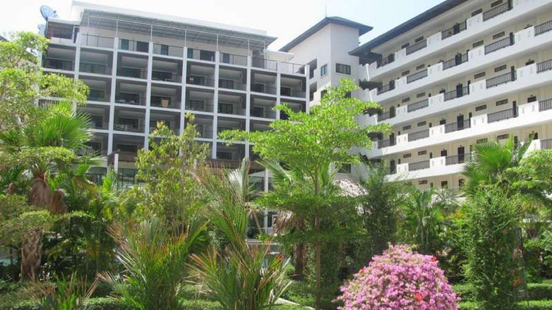 Sunday Wongamat Privacy 4* Pattaya