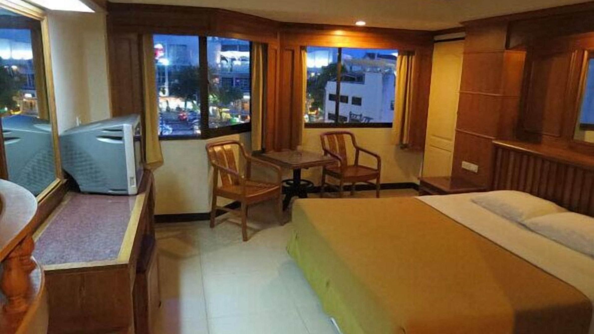 เดอะ เอเอ พัทยา เรสซิเดนซ์ โรงแรม Pattaya