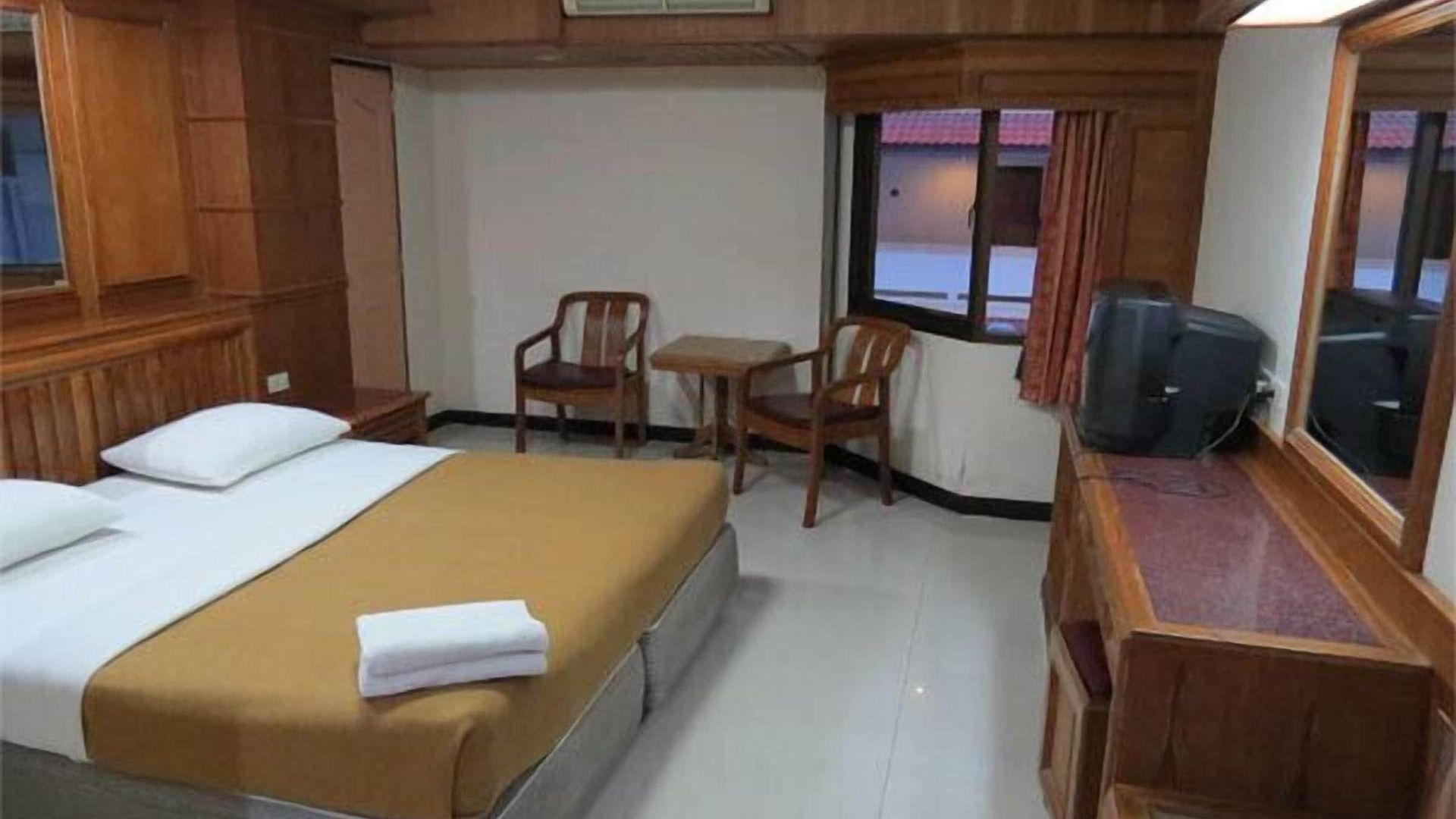 โรงแรม เดอะ เอเอ พัทยา เรสซิเดนซ์ Pattaya