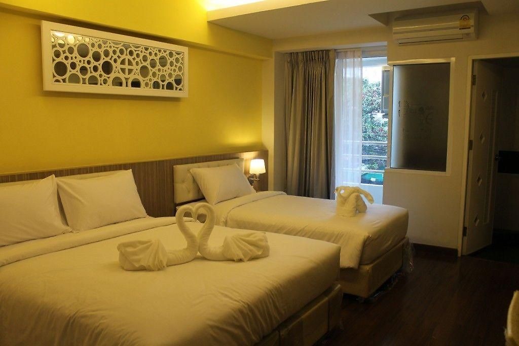 Chariot โรงแรม 3*